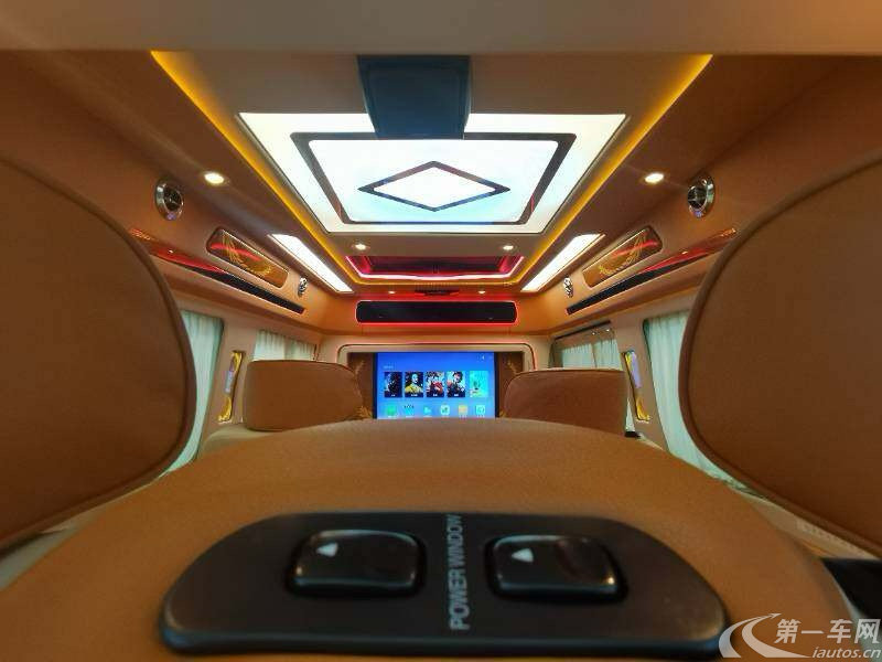 Volkswagen Caravelle 2019 car image #14