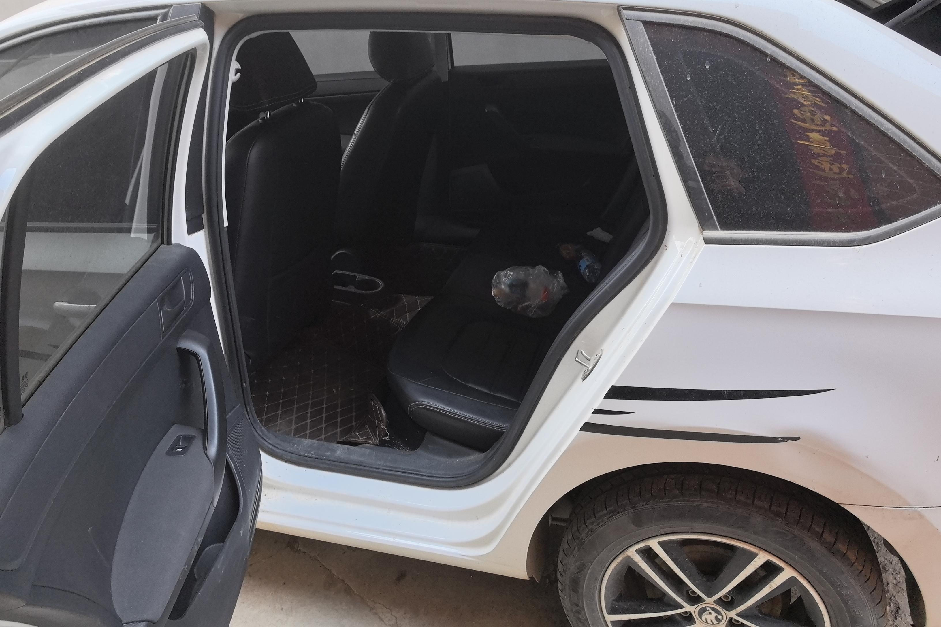 Skoda Rapid Spaceback 2019 immagine di auto #14