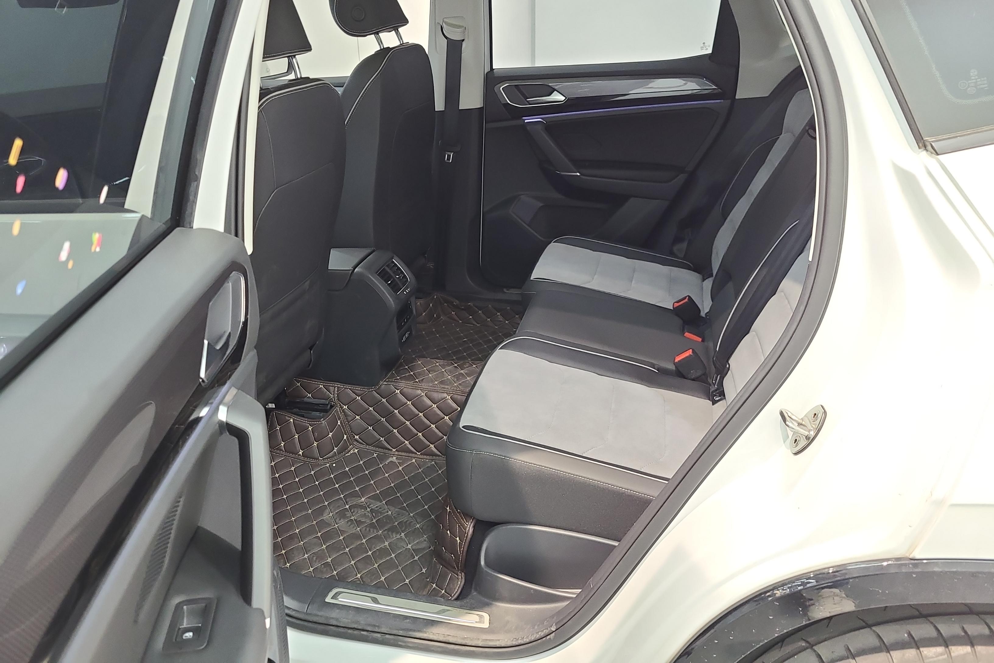 Volkswagen Tayron X 2022 car image #14