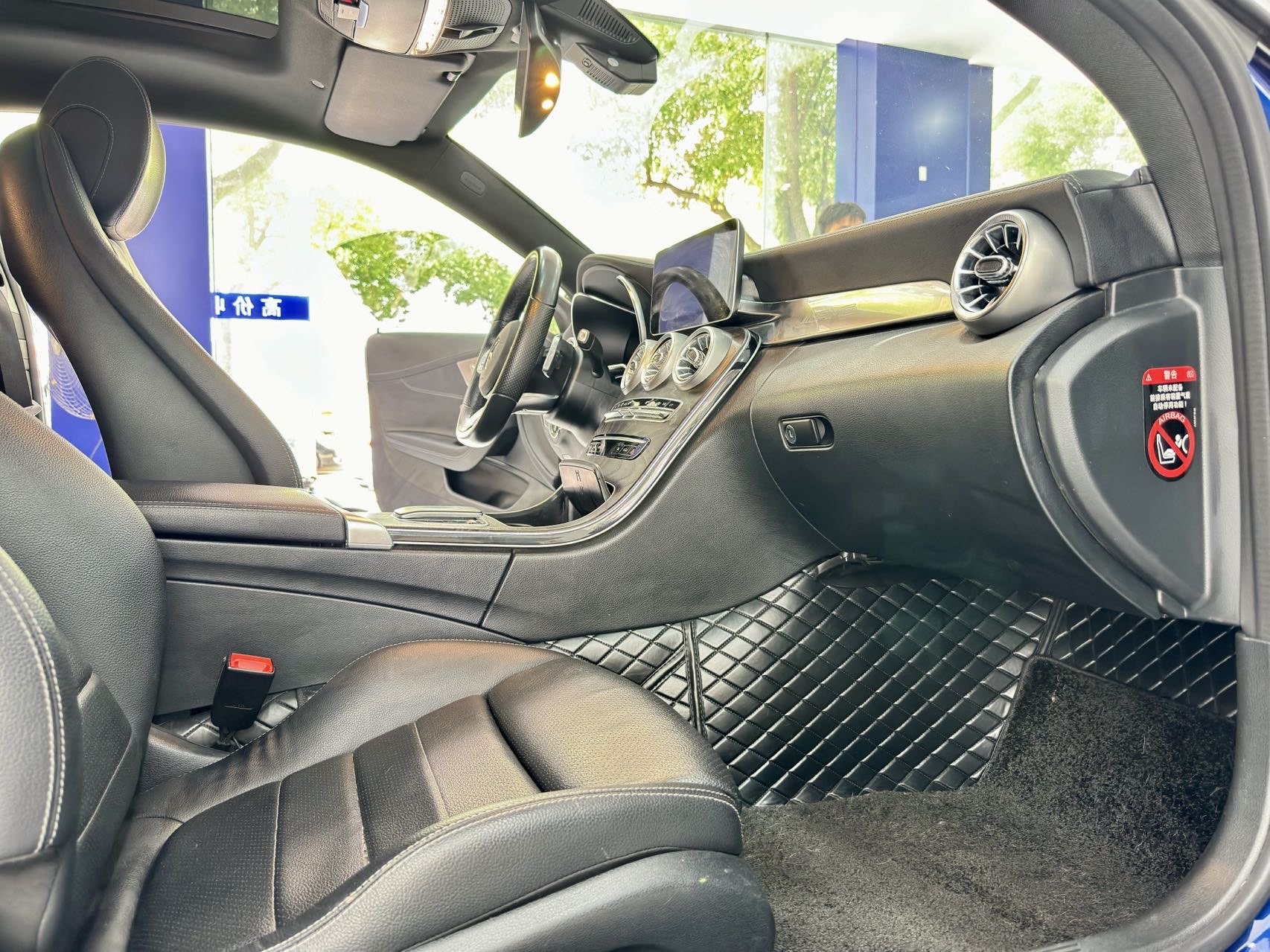 Mercedes-Benz C Class (Imported) 2019 car image #14