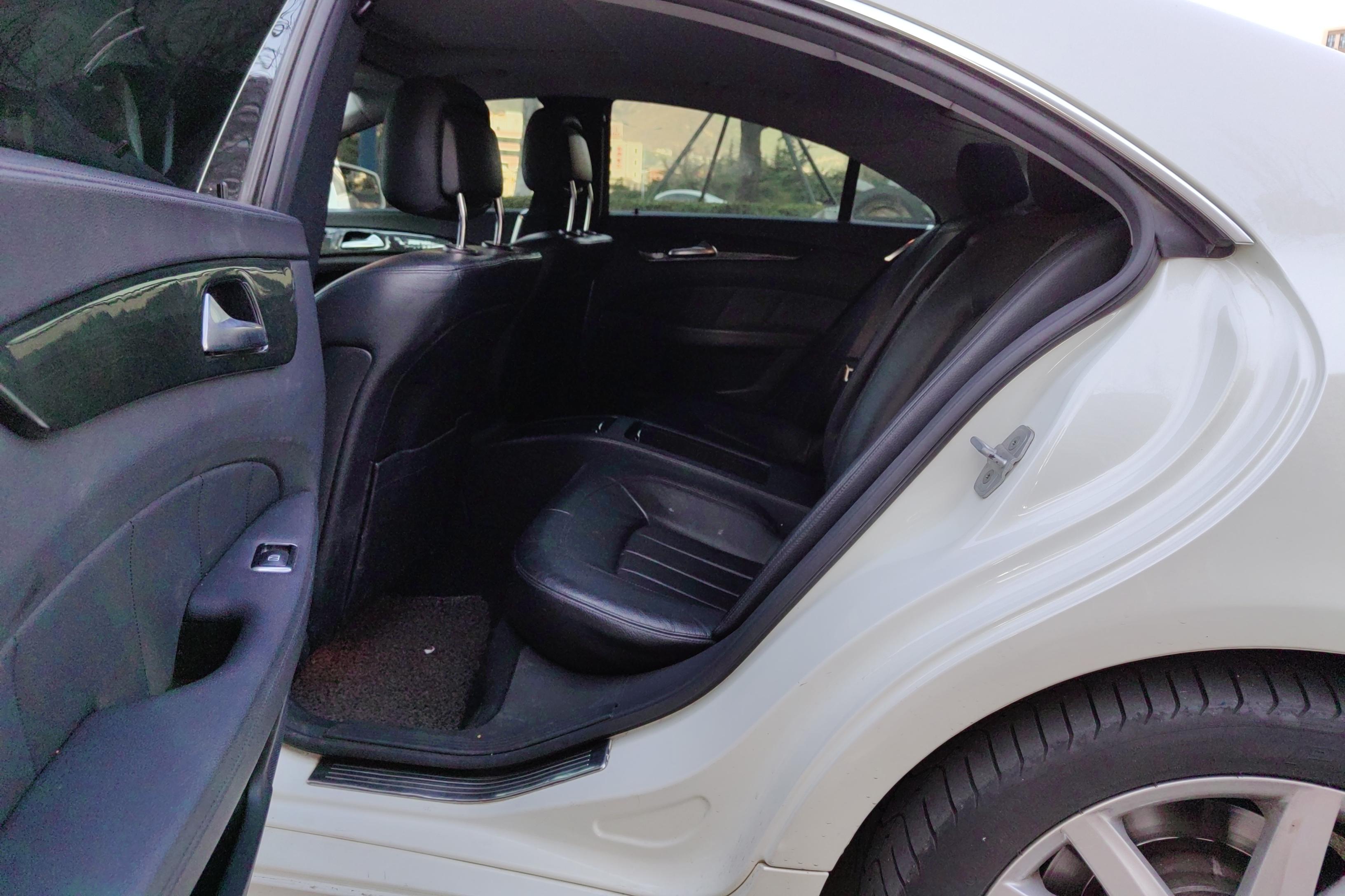 Mercedes-Benz CLS AMG 2015 car image #14