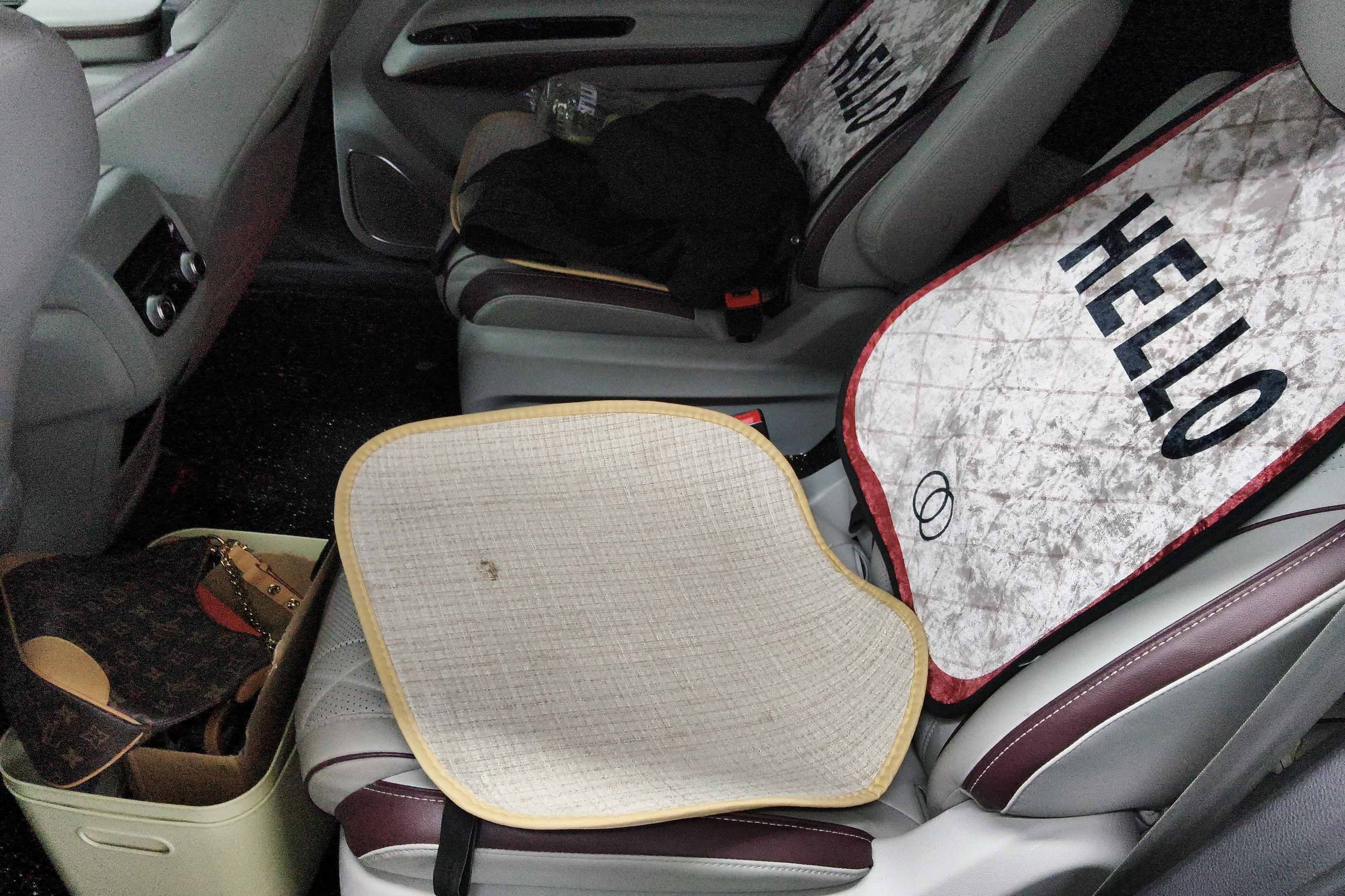 Ford Equator 2022 immagine di auto #14