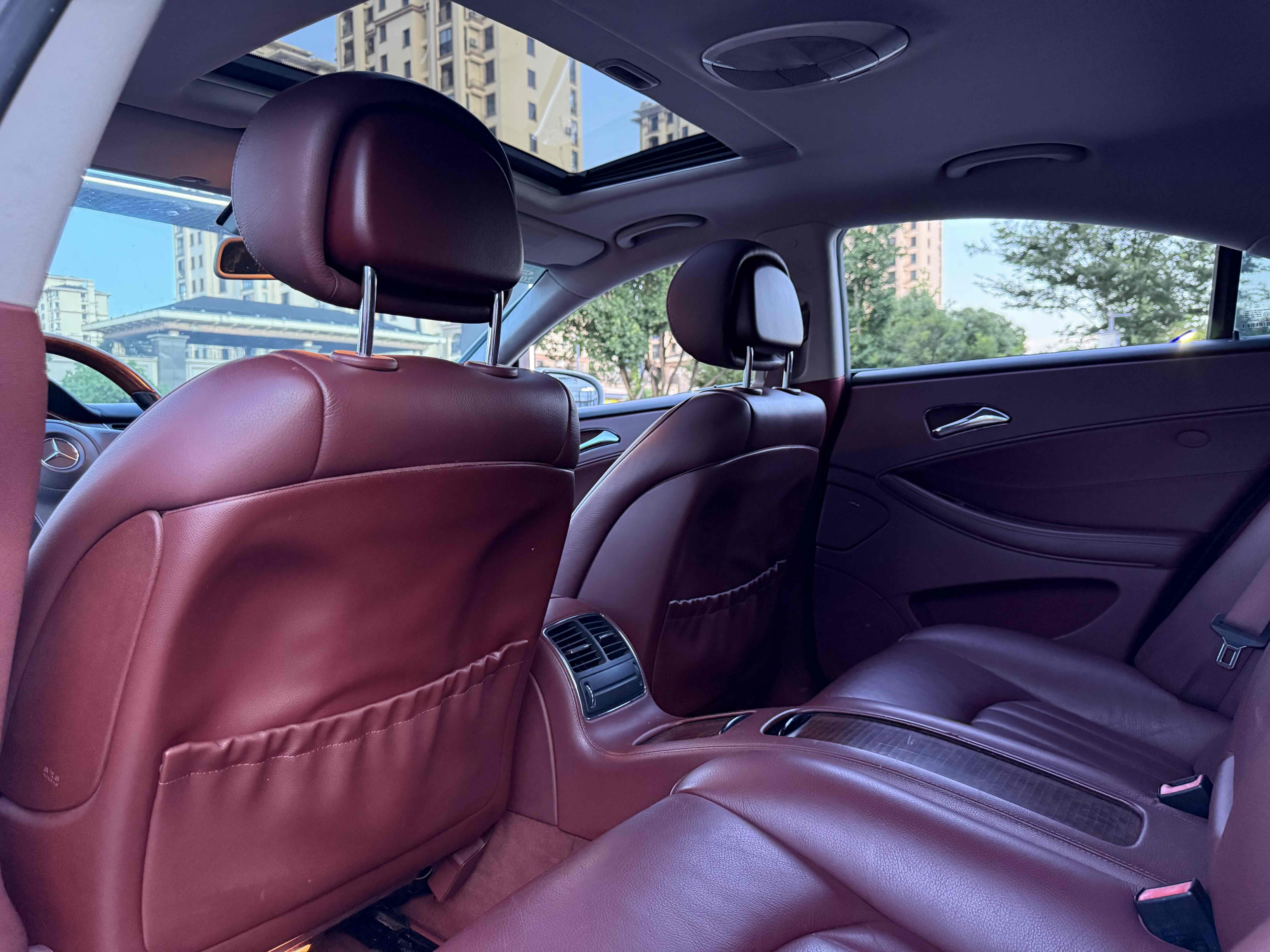 Mercedes-Benz CLS Class 2010 #14 Mercedes-Benz CLS Class 2010 car image #14