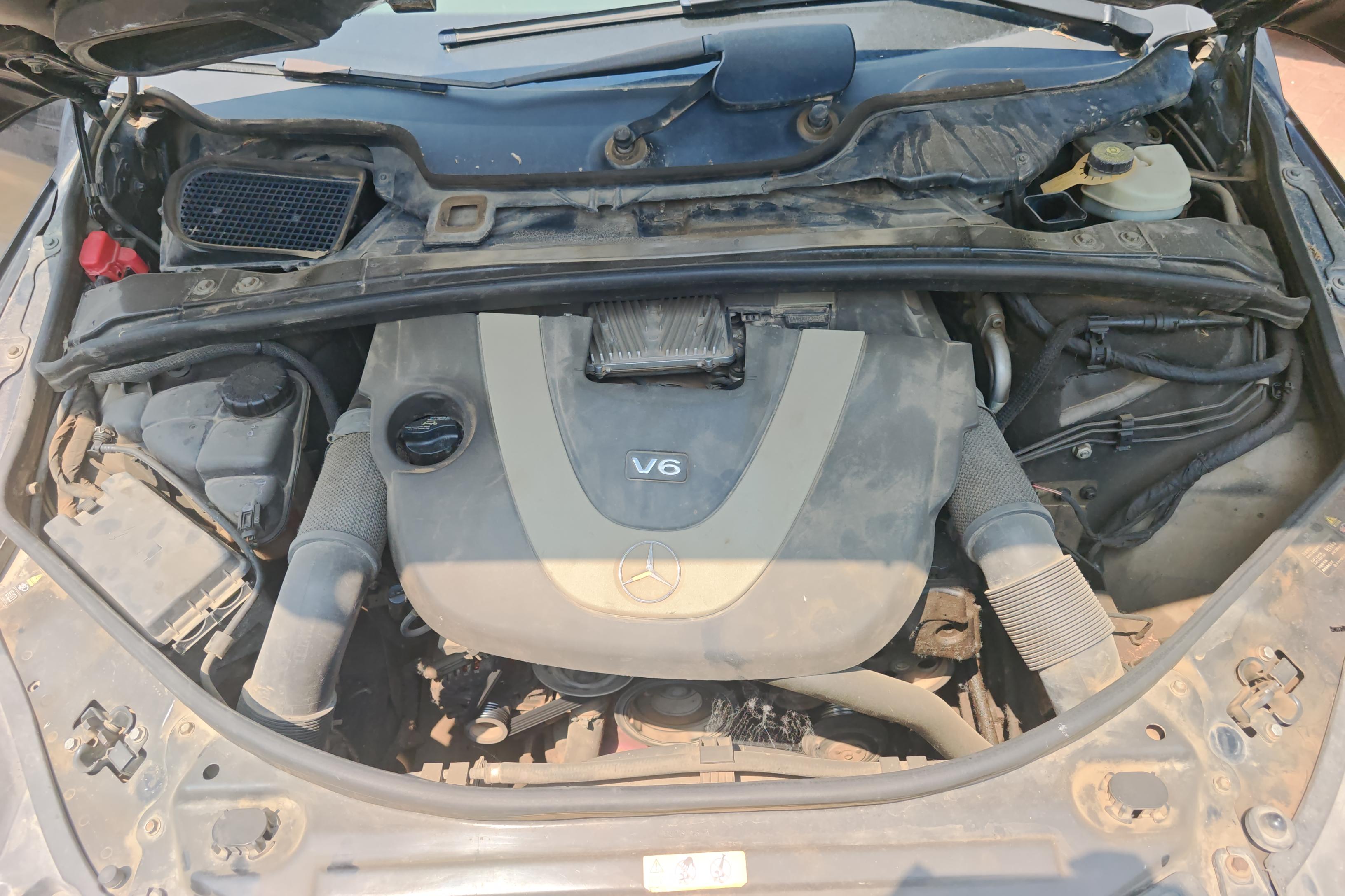 Mercedes-Benz R Class 2012 #14 Mercedes-Benz R Class 2012 car image #14