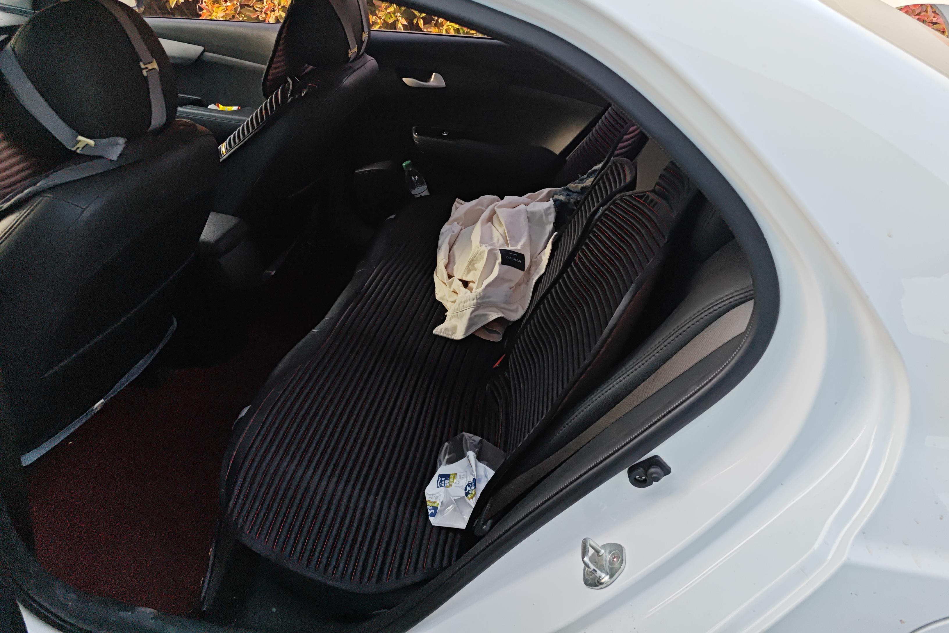 Kia Forte 2020 car image #14