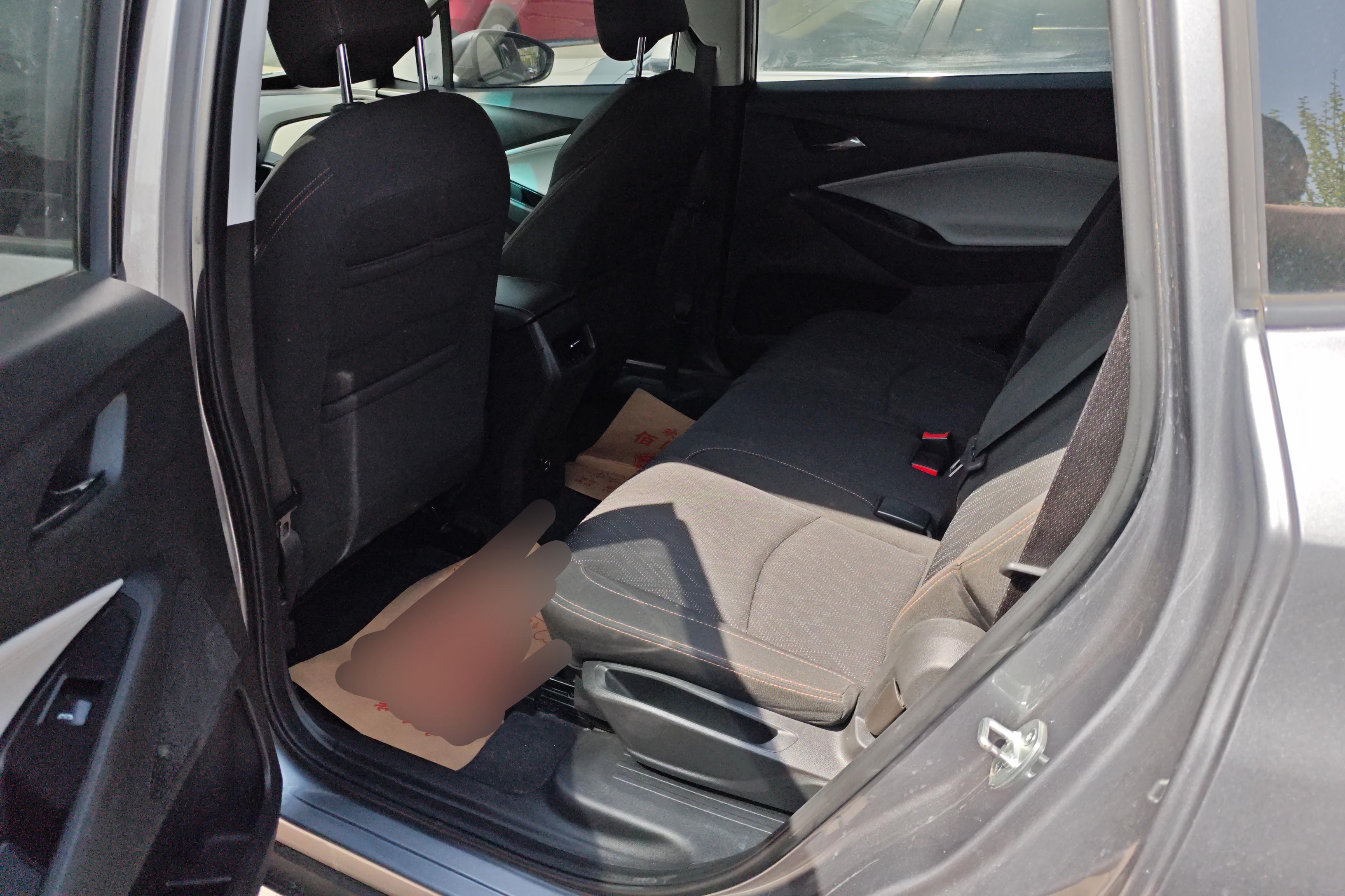 Chevrolet Orlando 2023 car image #14