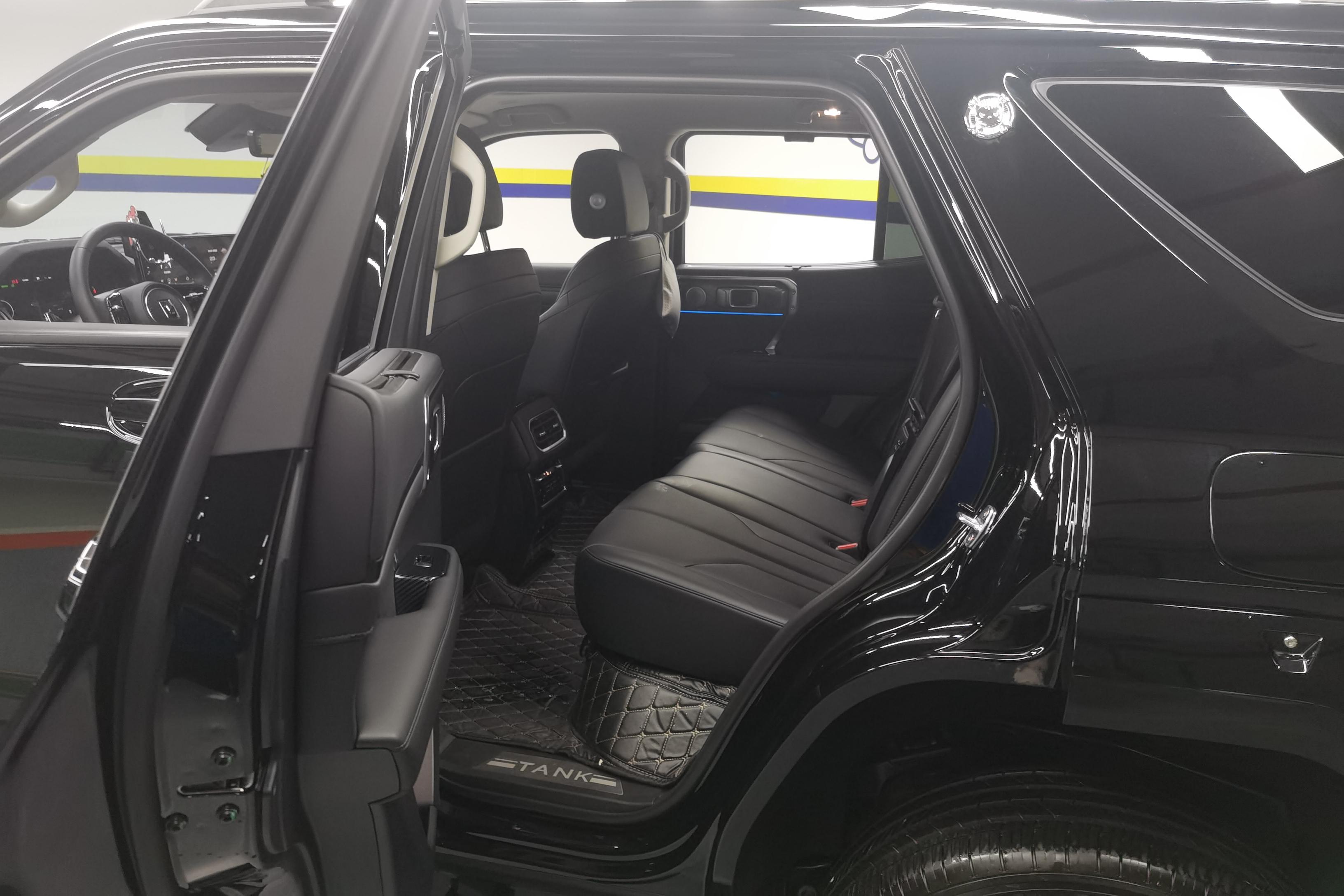 Tank 400 2024 car image #14