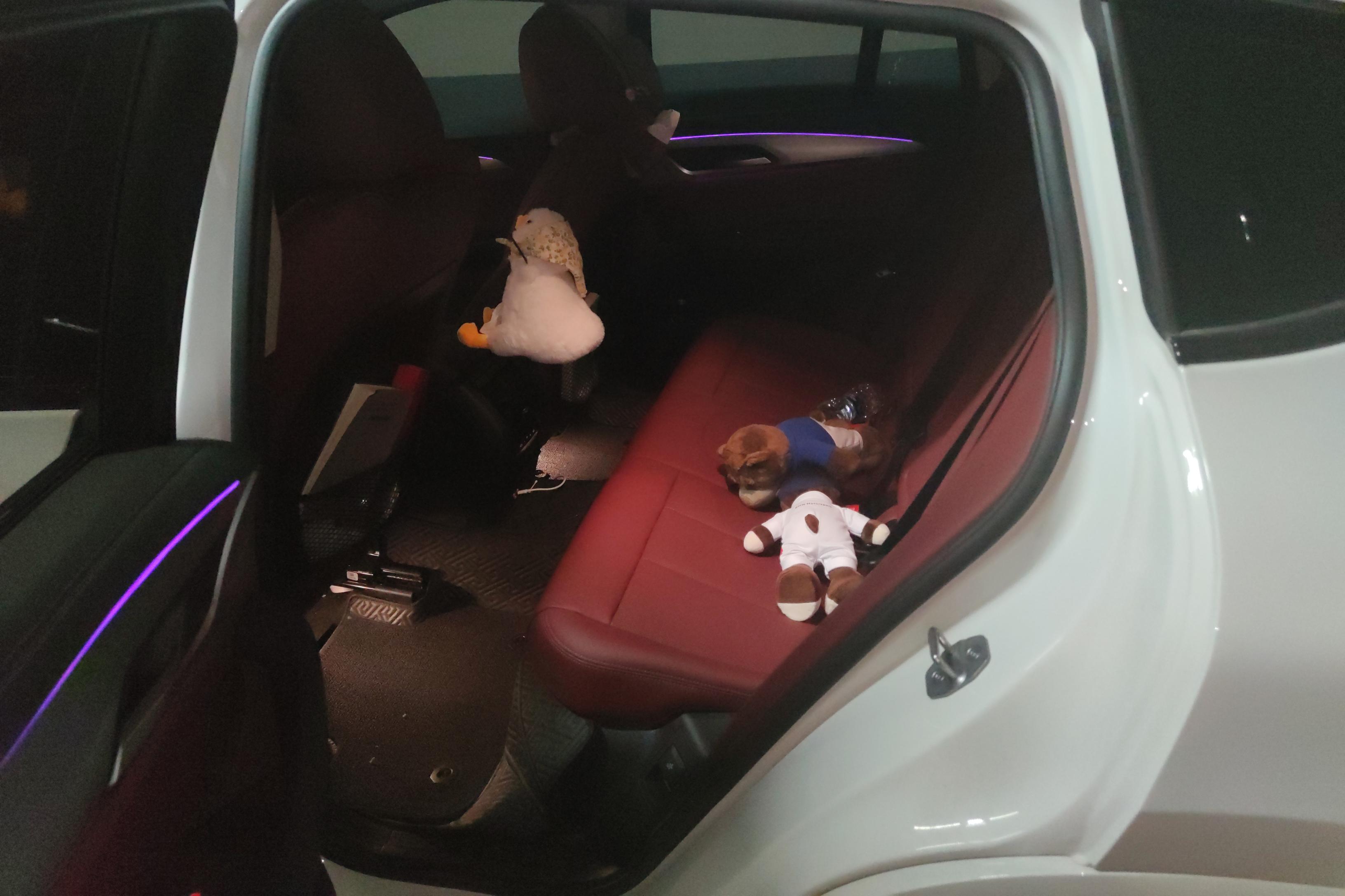 BMW X4 M40i 2022 #14 BMW X4 M40i 2022 car image #14