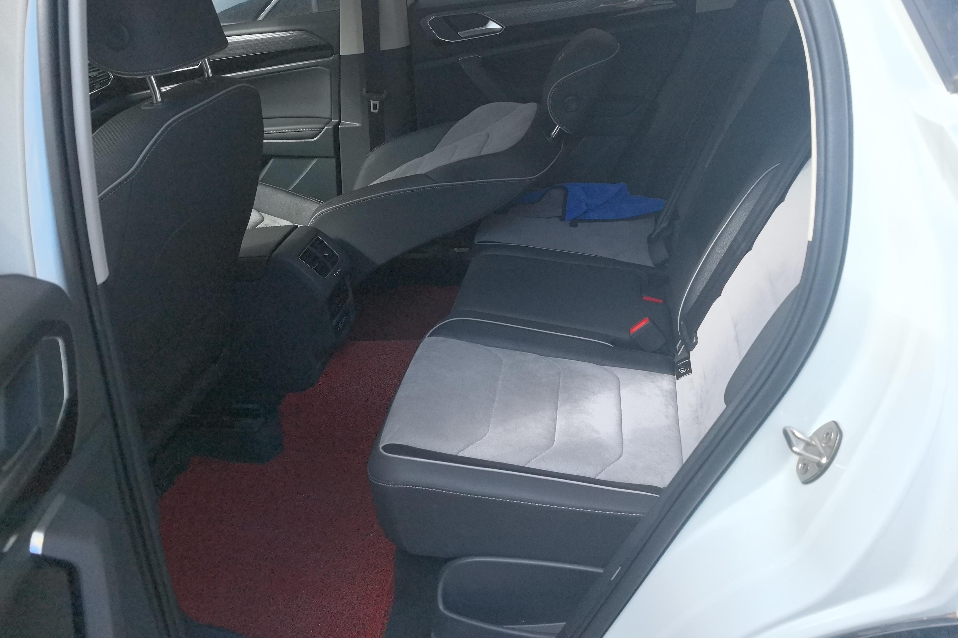 Volkswagen Tayron X 2023 car image #14