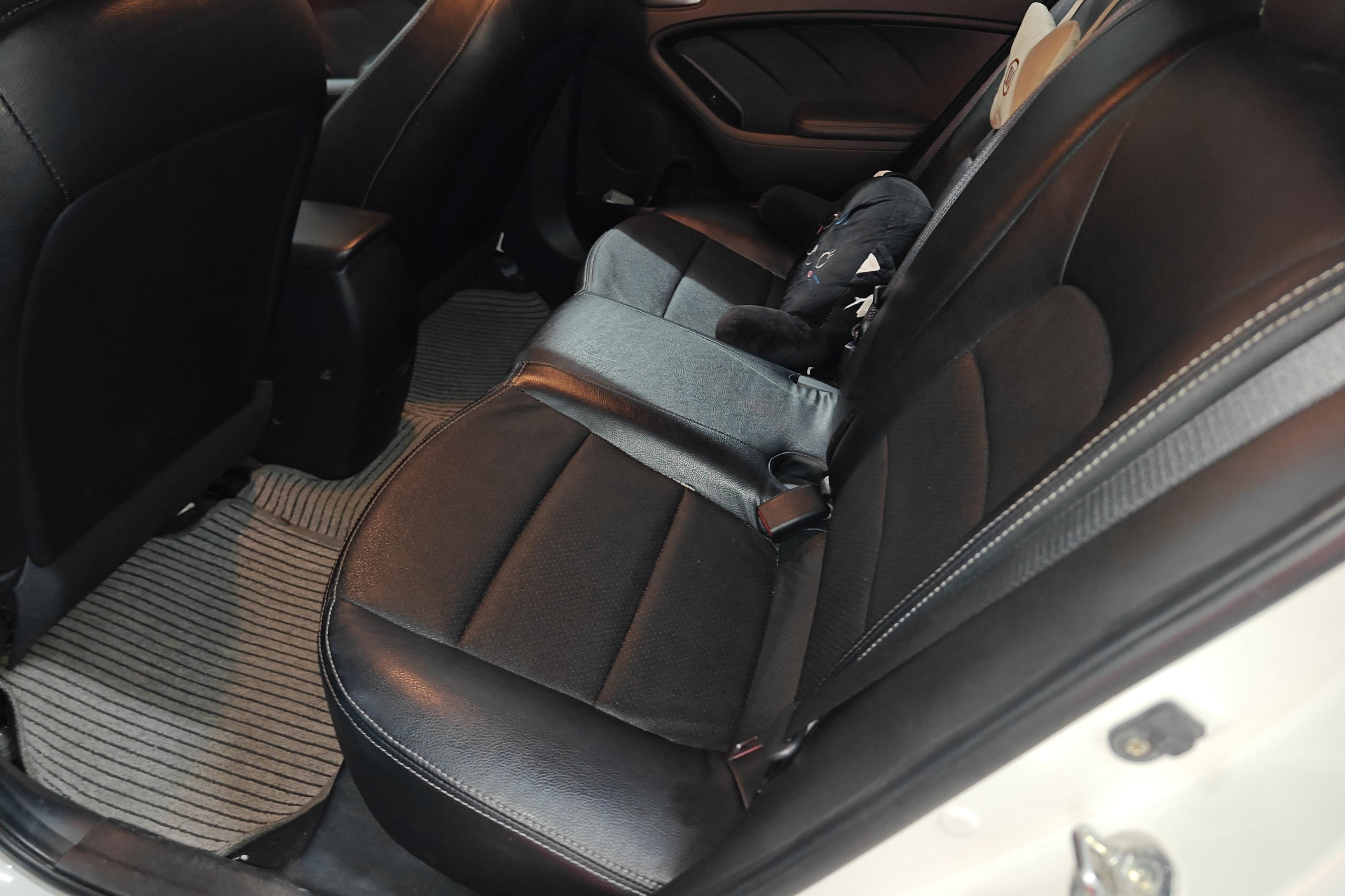 起亚 起亚K3S 2015 汽车图片 #14