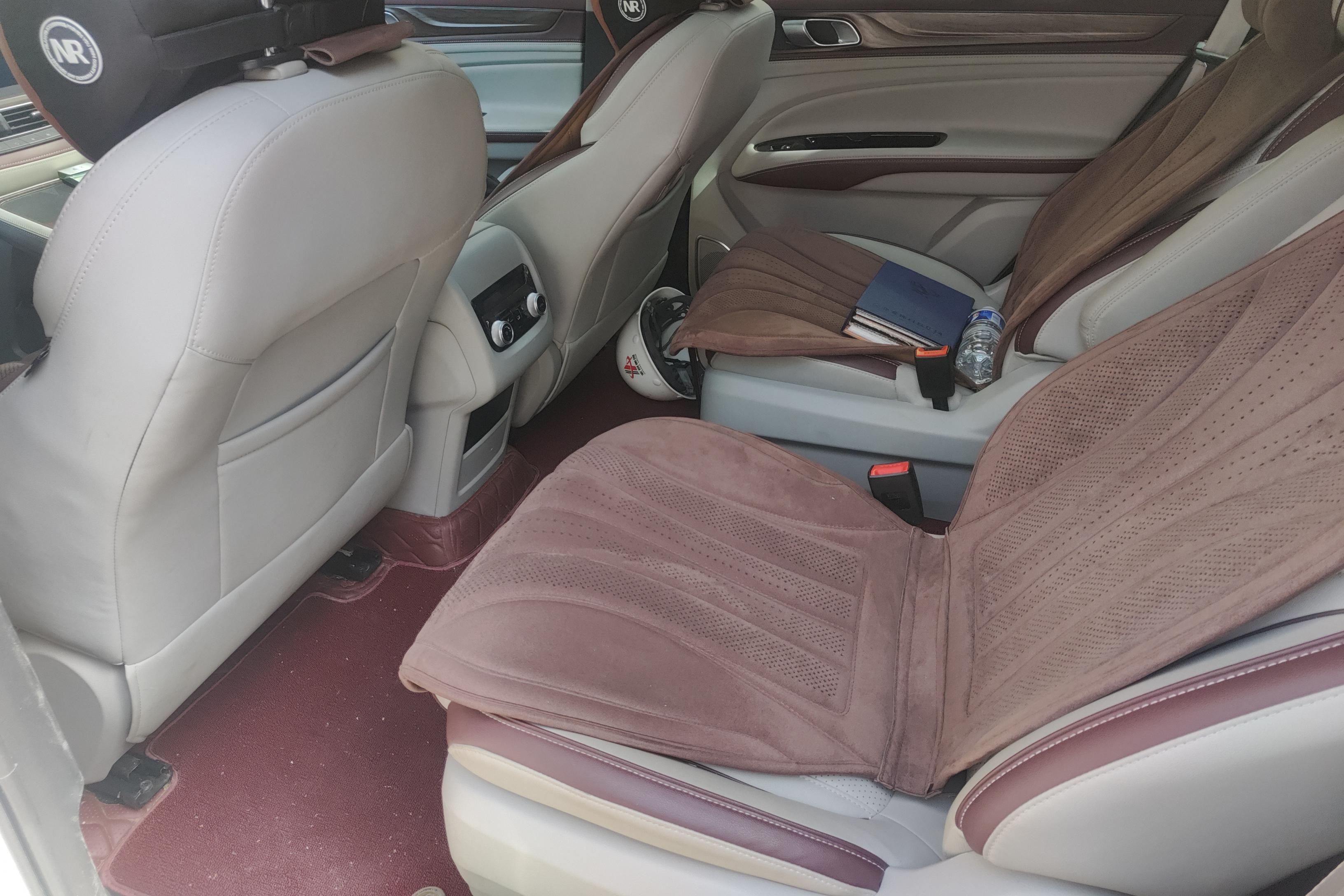 Ford Equator 2021 car image #14