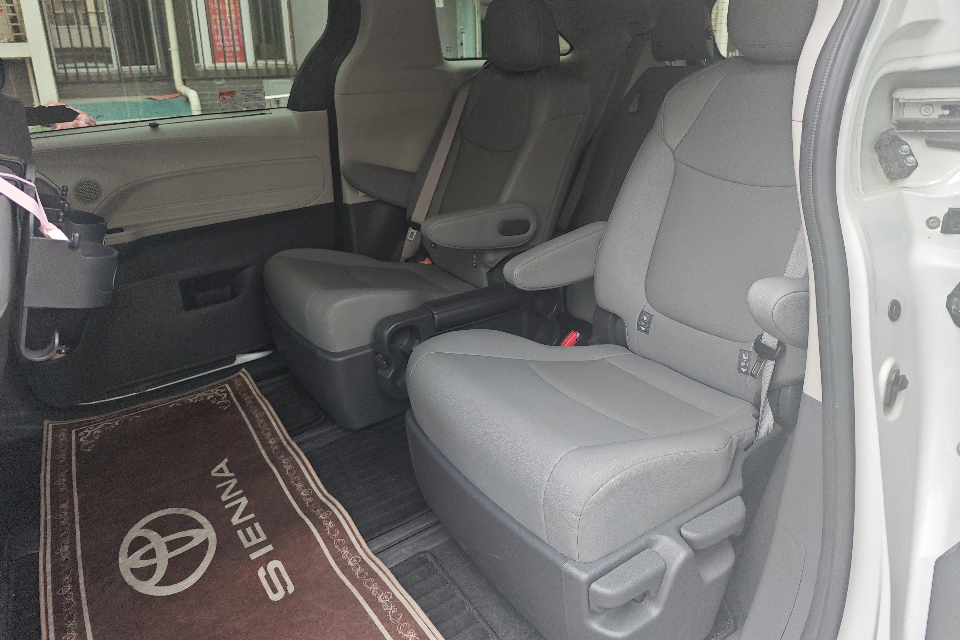 Toyota Granvia 2023 immagine di auto #14