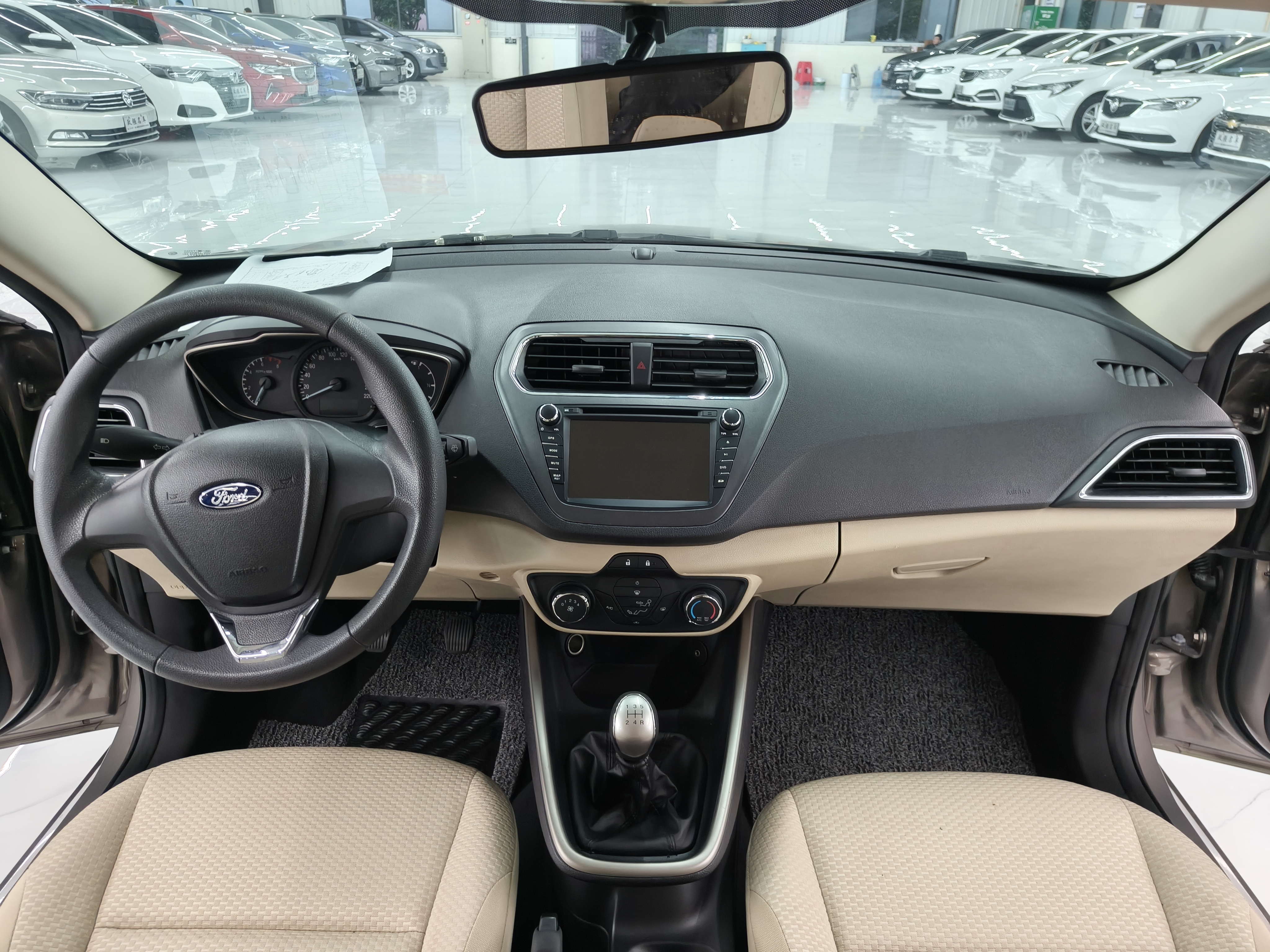 Ford Escort 2016 immagine di auto #14