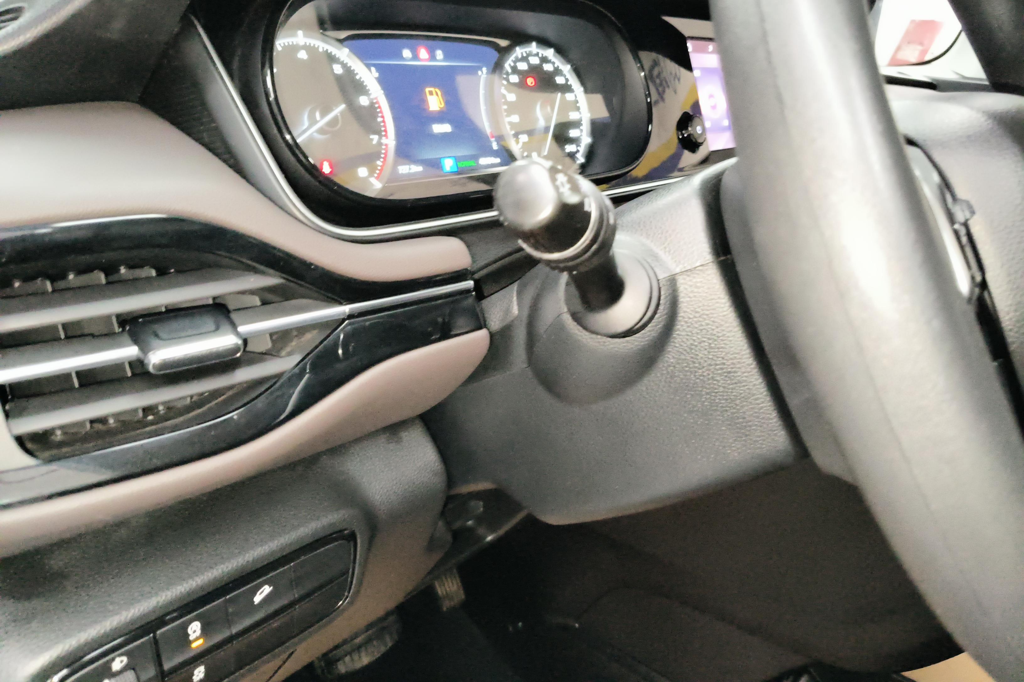 GAC Trumpchi M6 2020 immagine di auto #14