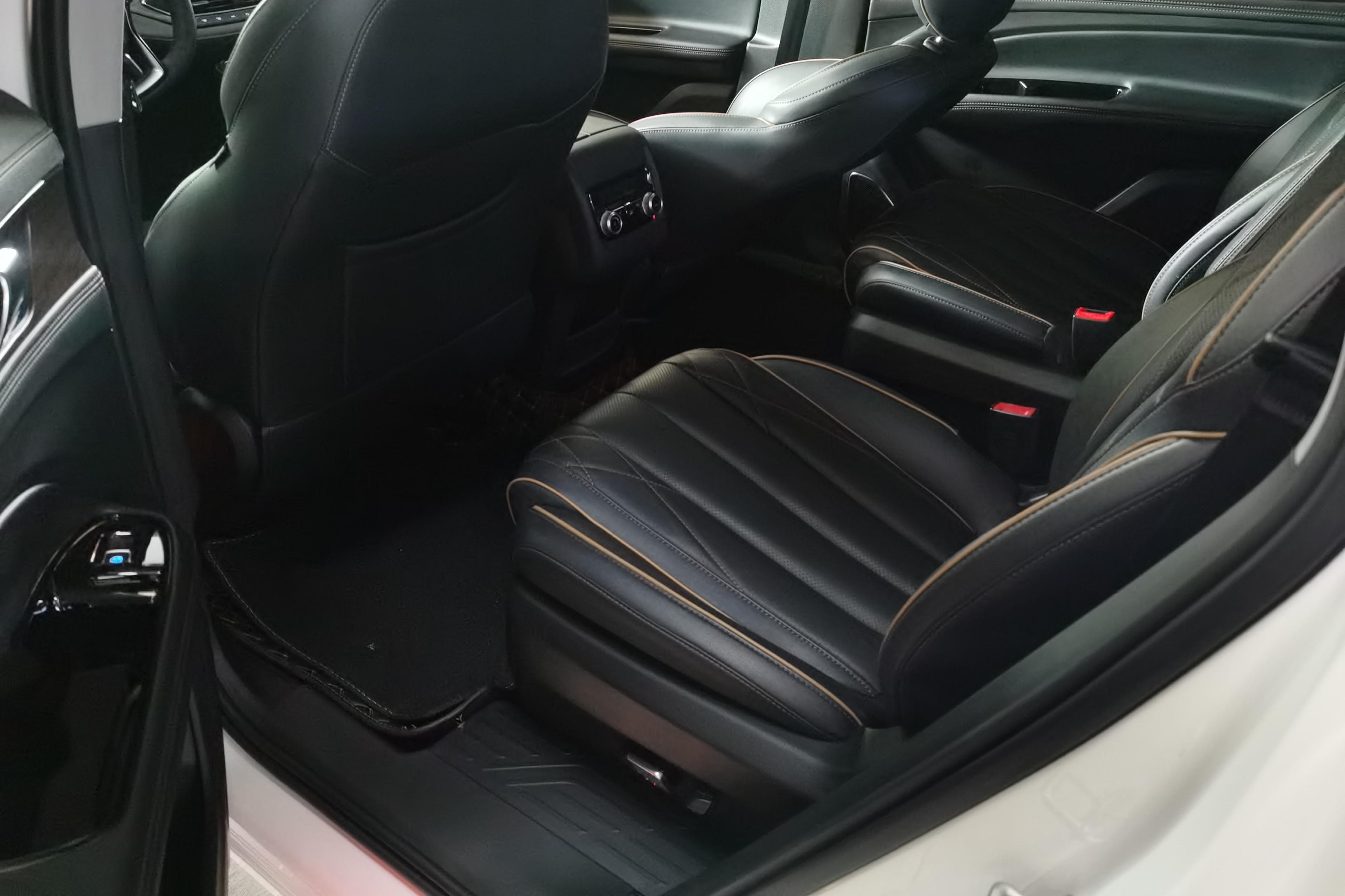 Ford Equator 2022 #14 Ford Equator 2022 car image #14