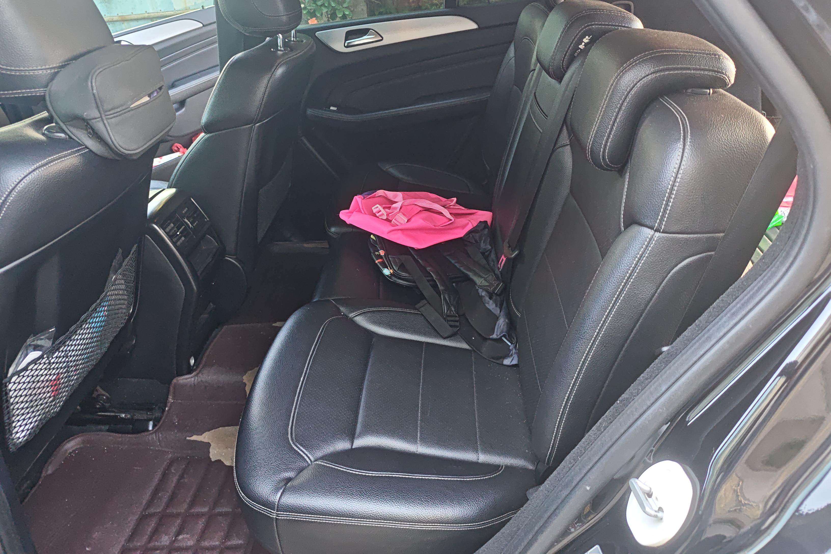 Mercedes-Benz M Class 2015 car image #14