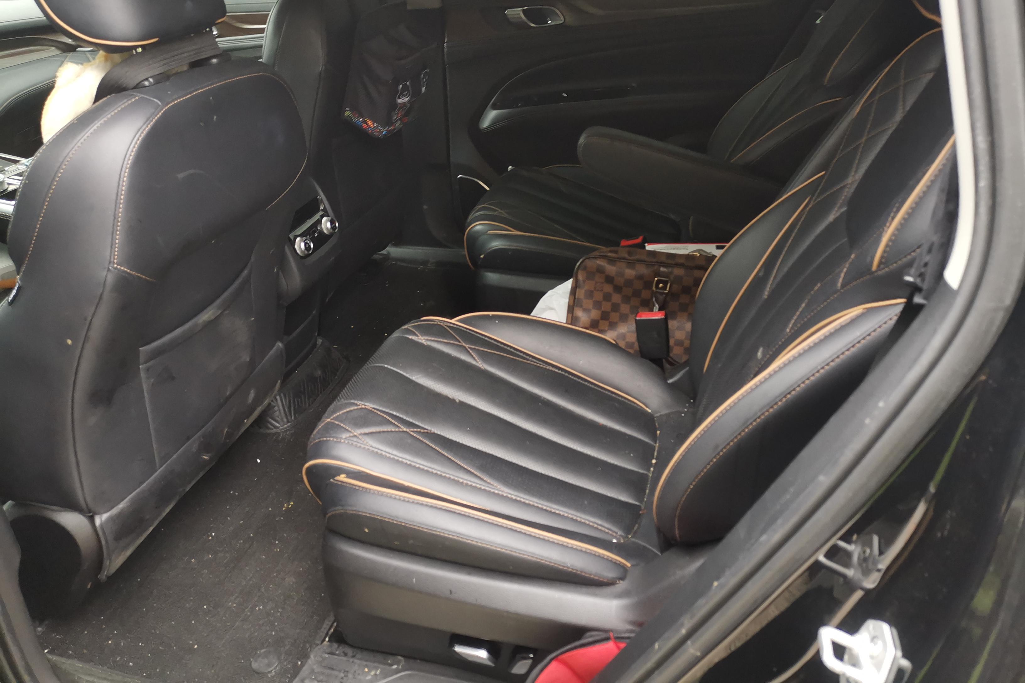 Ford Equator 2021 car image #14