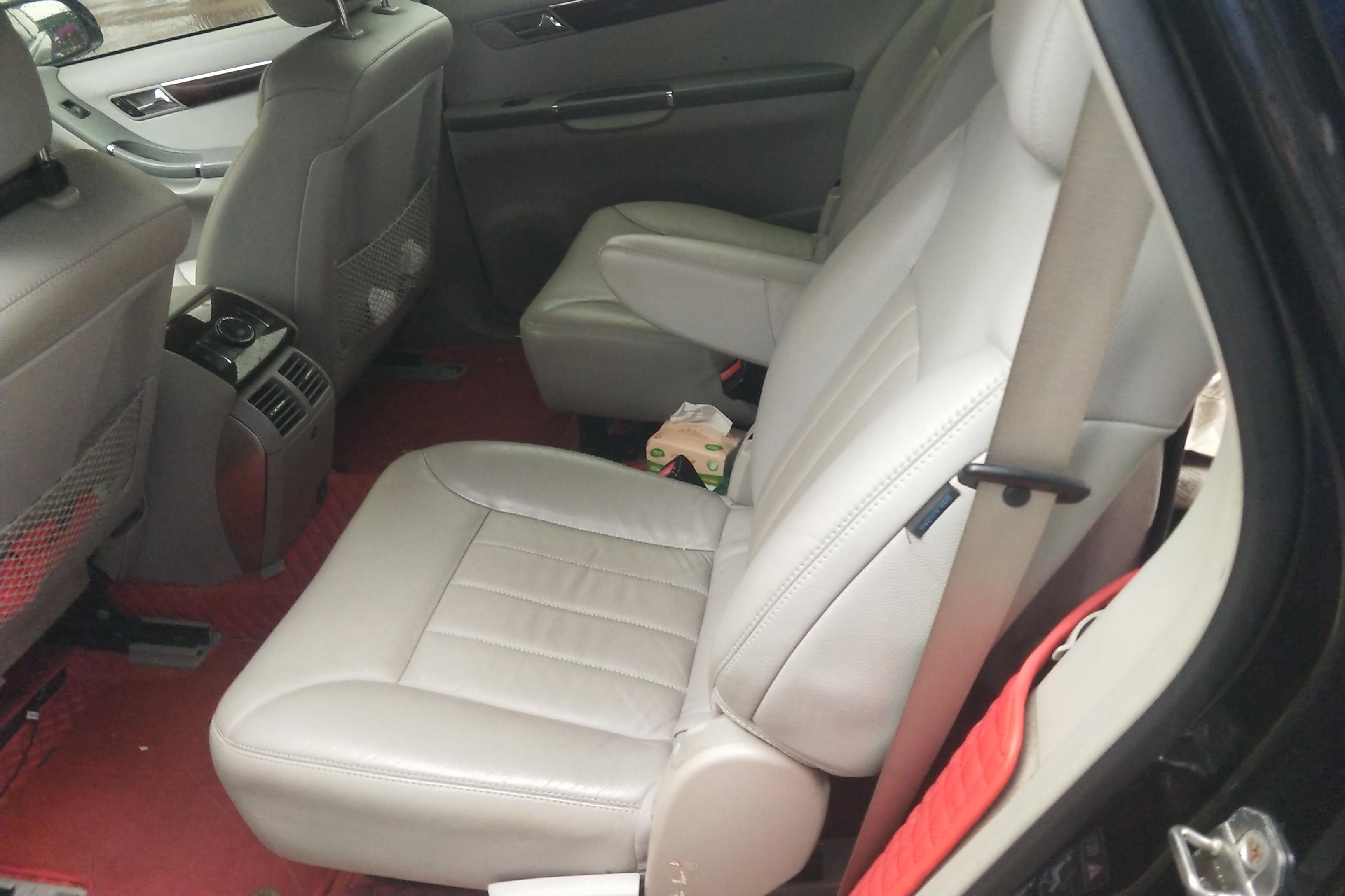 Mercedes-Benz R Class 2009 car image #14