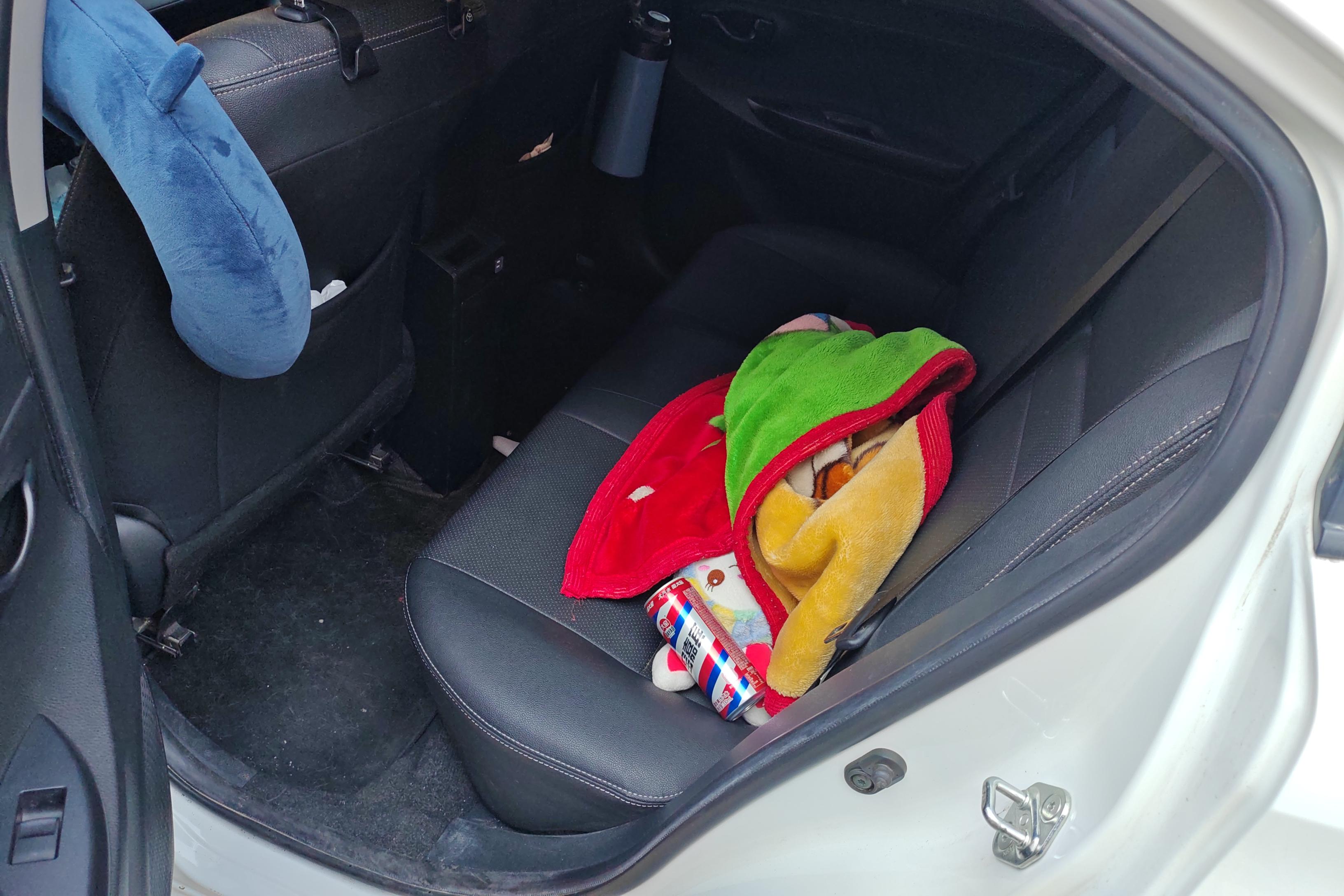 Toyota Vios 2021 изображение автомобиля #14