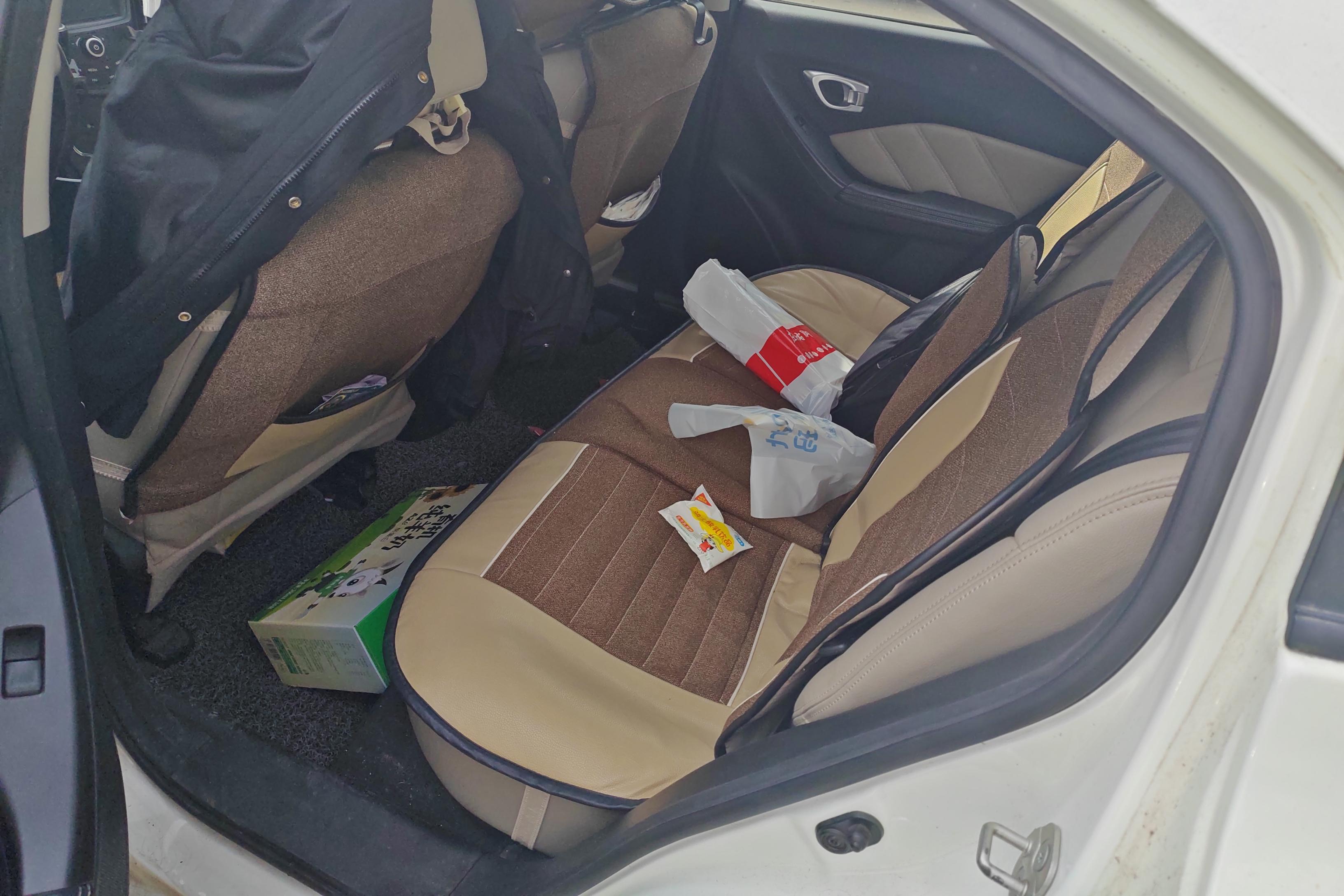 GAC Trumpchi GA3S 2014 #14 GAC Trumpchi GA3S 2014 car image #14