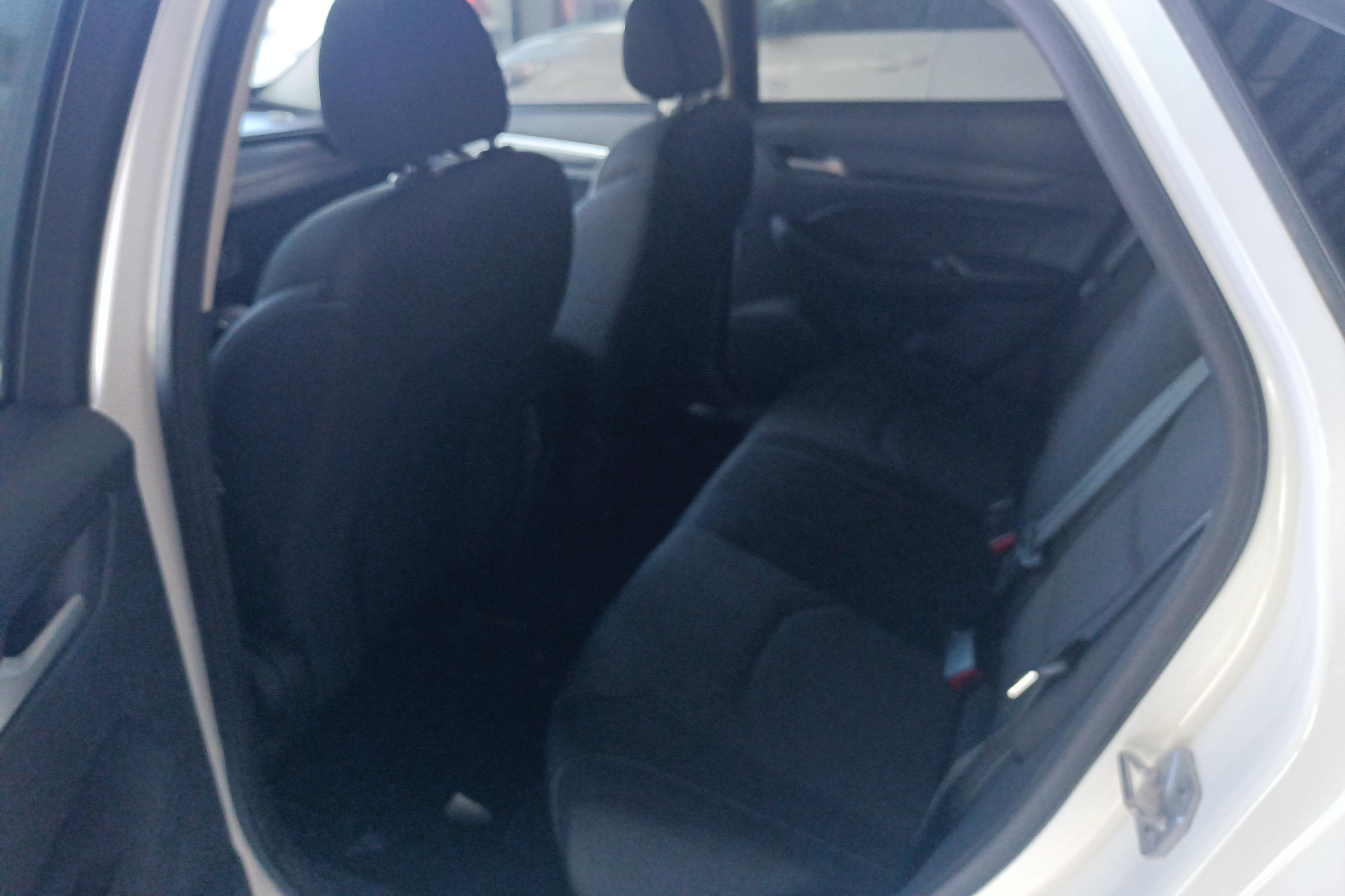 Ford Escort 2021 car image #14