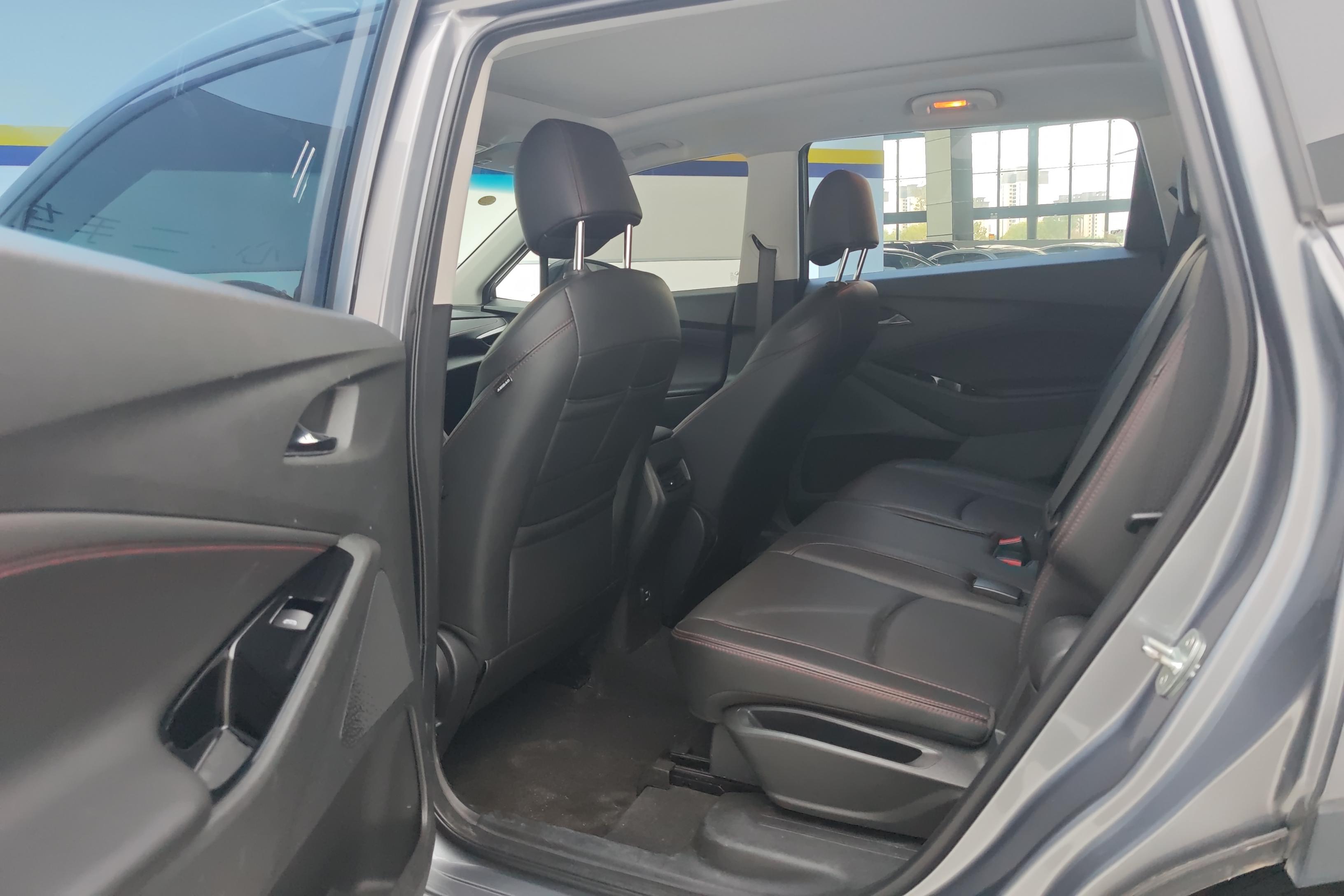 Chevrolet Orlando 2023 car image #14