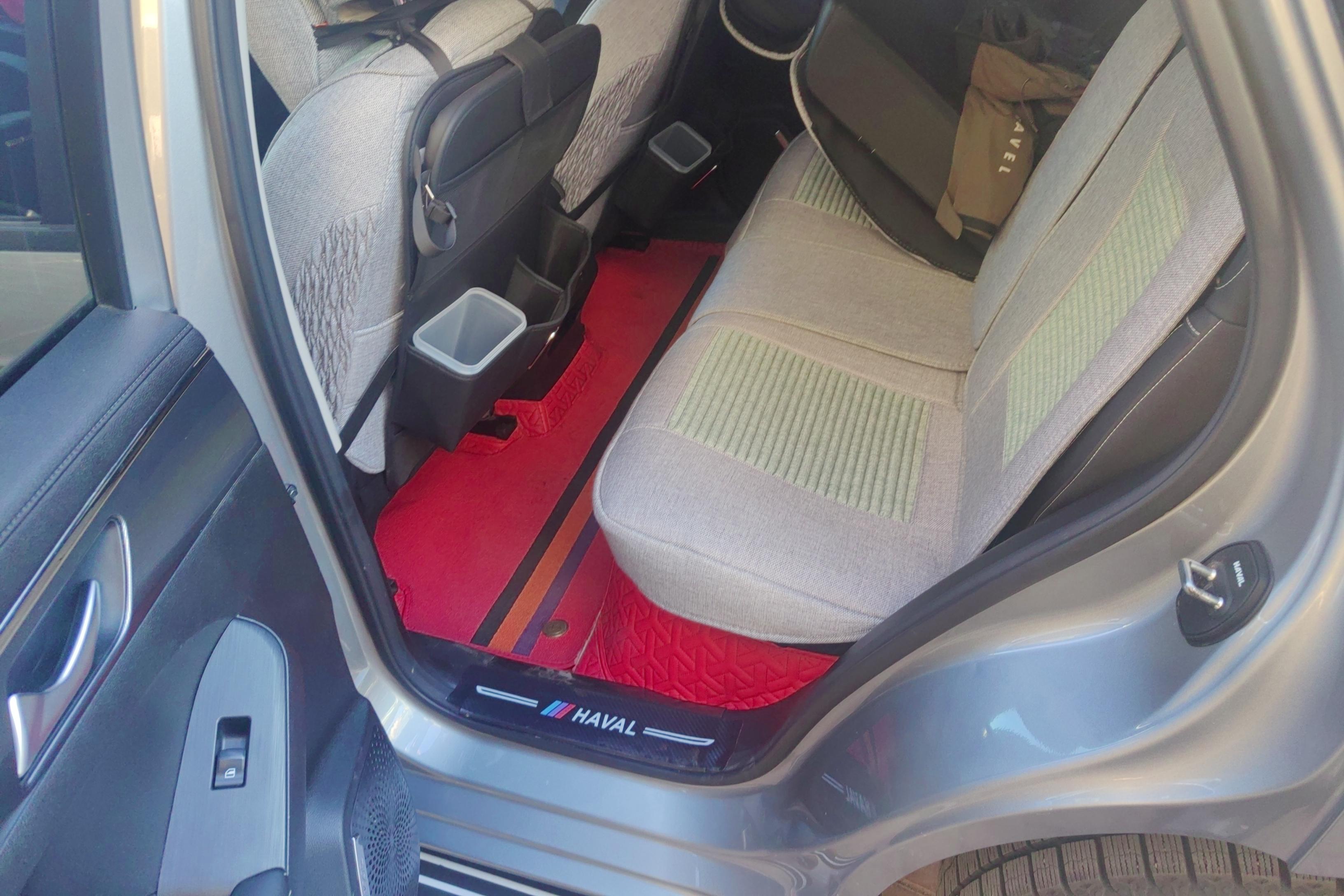 Haval Jolion 2021 #14 Haval Jolion 2021 car image #14