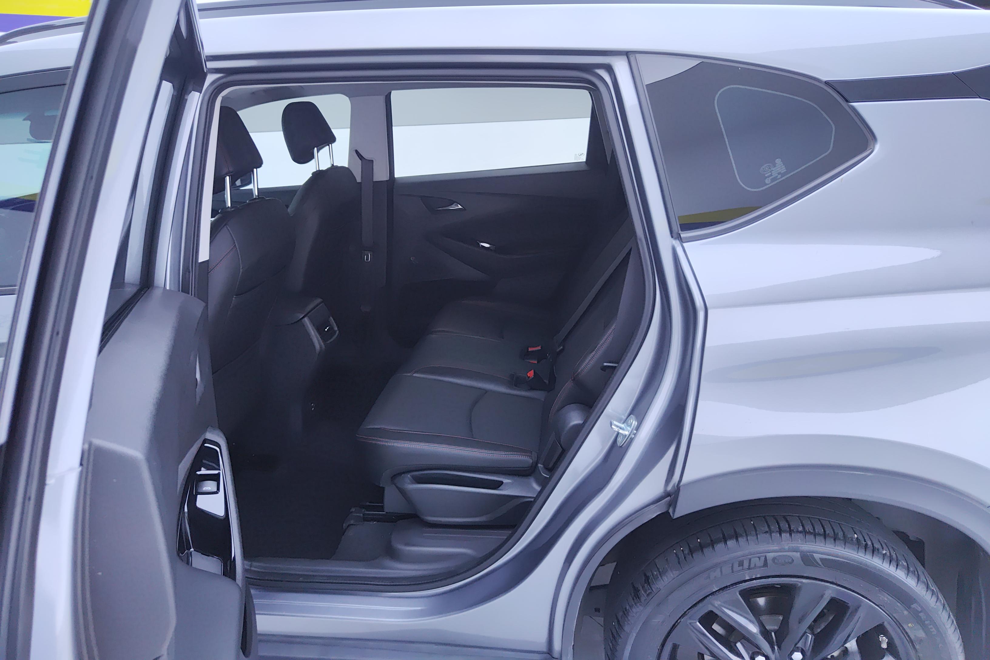 Chevrolet Orlando 2019 #14 Chevrolet Orlando 2019 car image #14