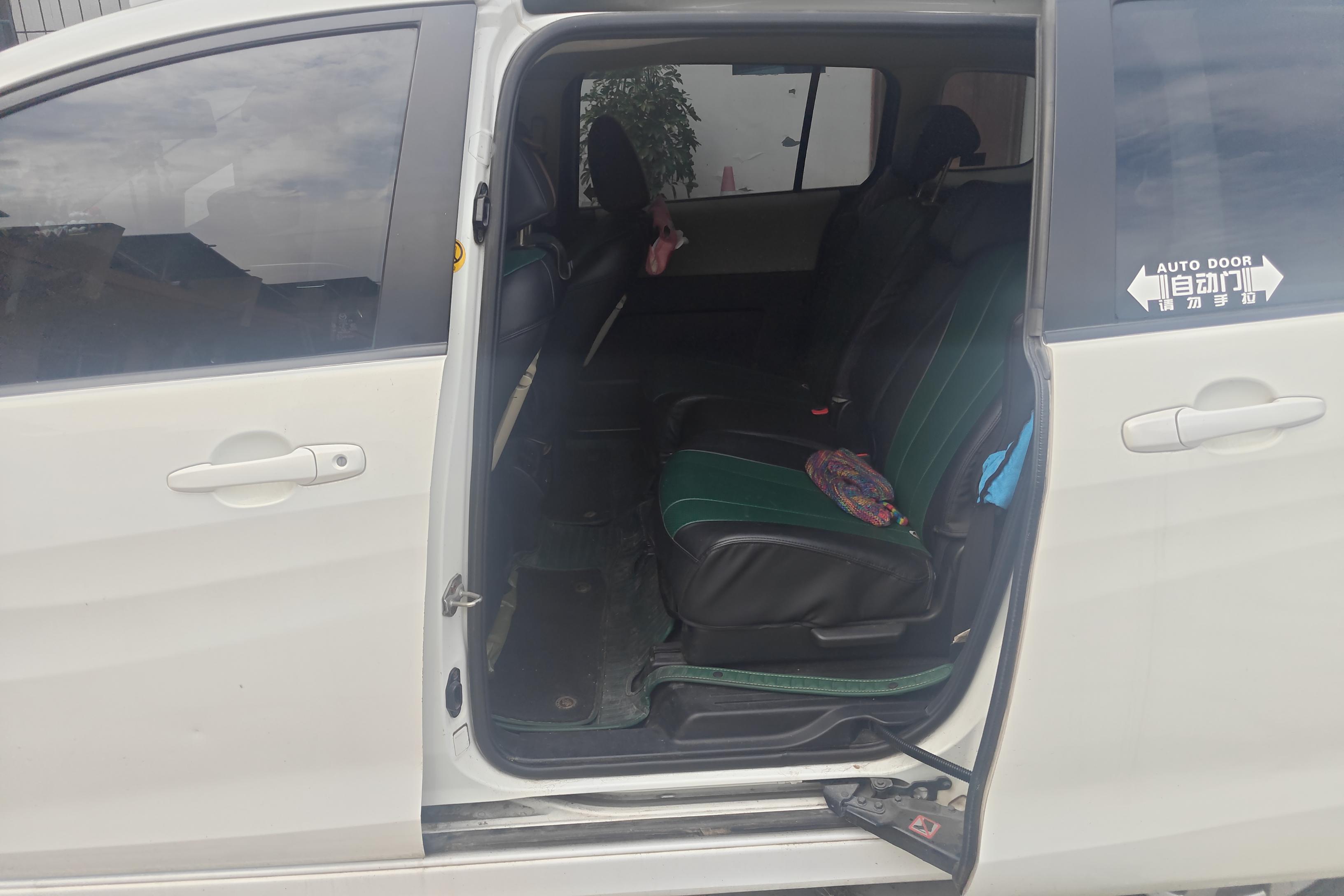 马自达 马自达5 2013 汽车图片 #14