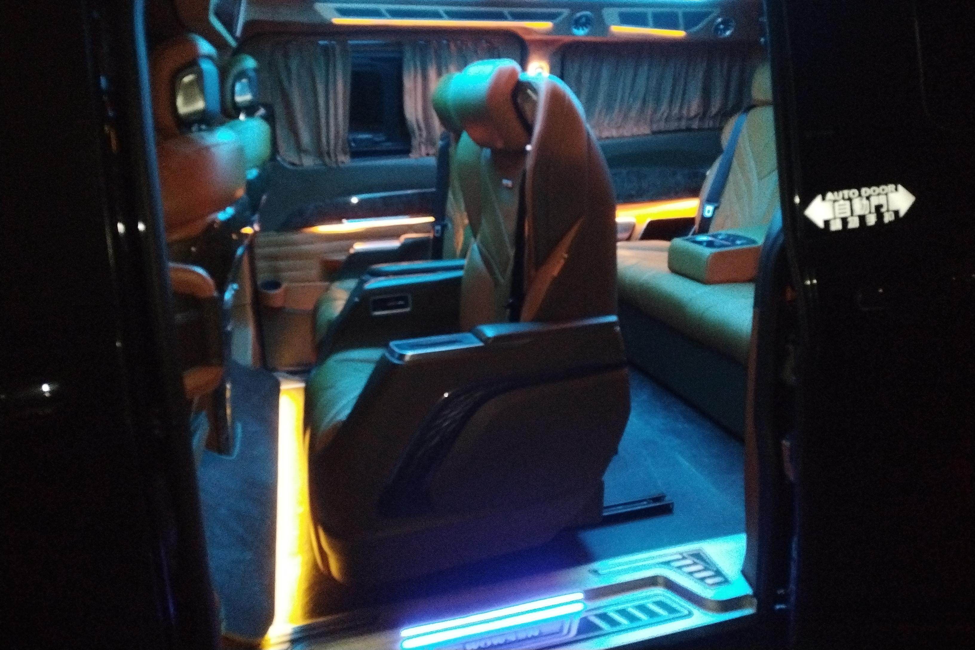 Ford Tourneo 2023 car image #14