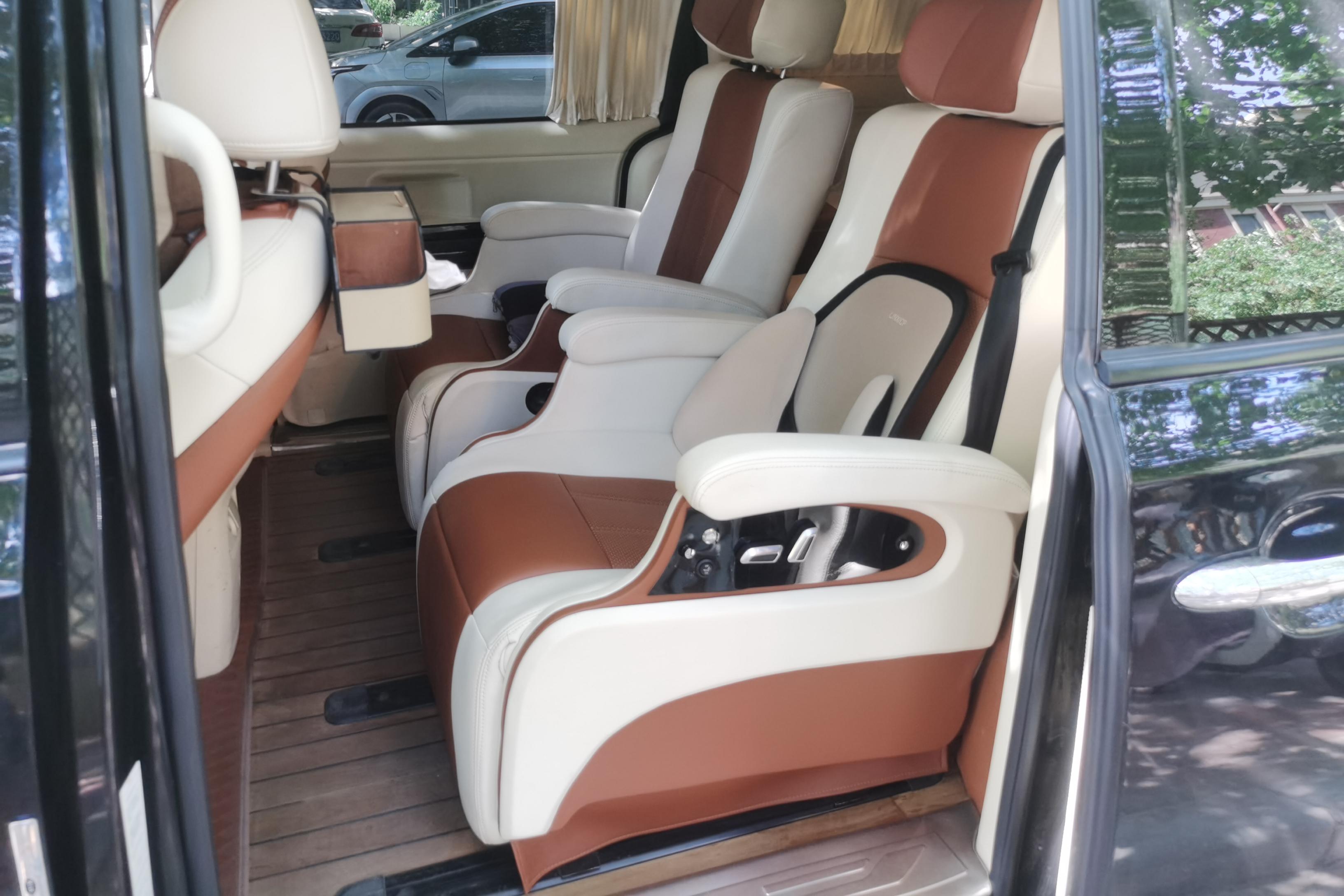 Kia Carnival 2016 изображение автомобиля #14