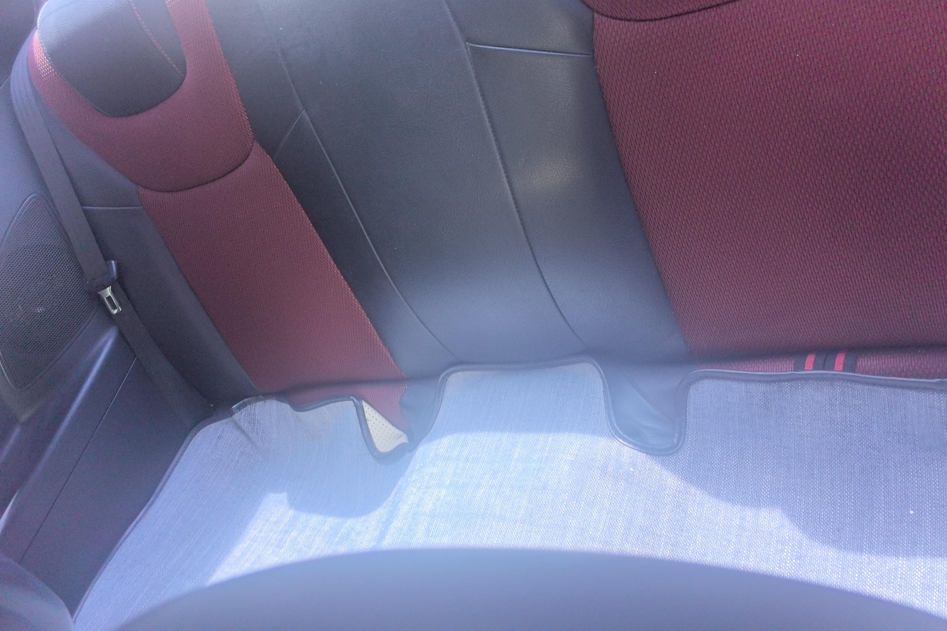 Hyundai Rohens 2011 car image #14