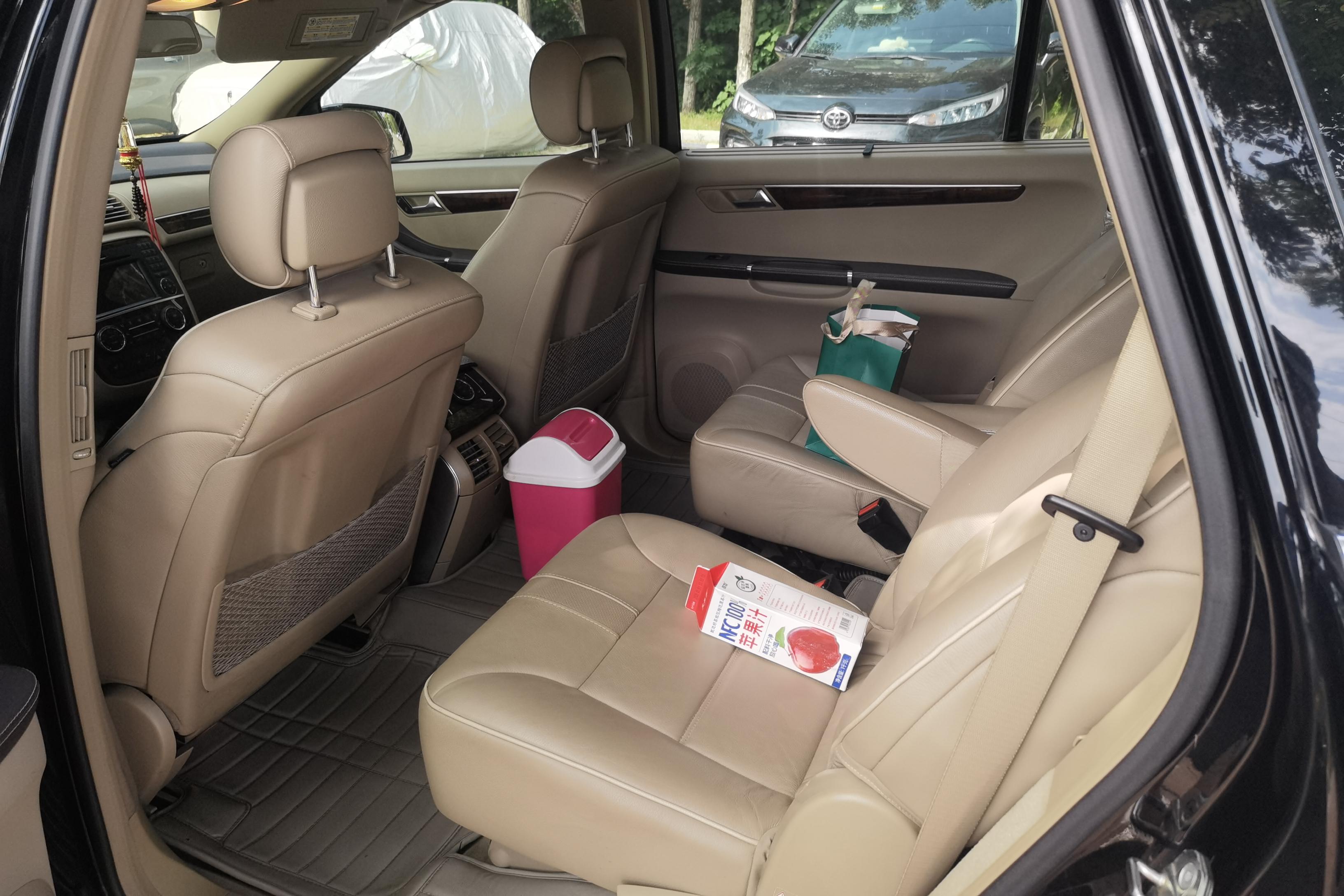 Mercedes-Benz R Class 2011 #14 Mercedes-Benz R Class 2011 car image #14