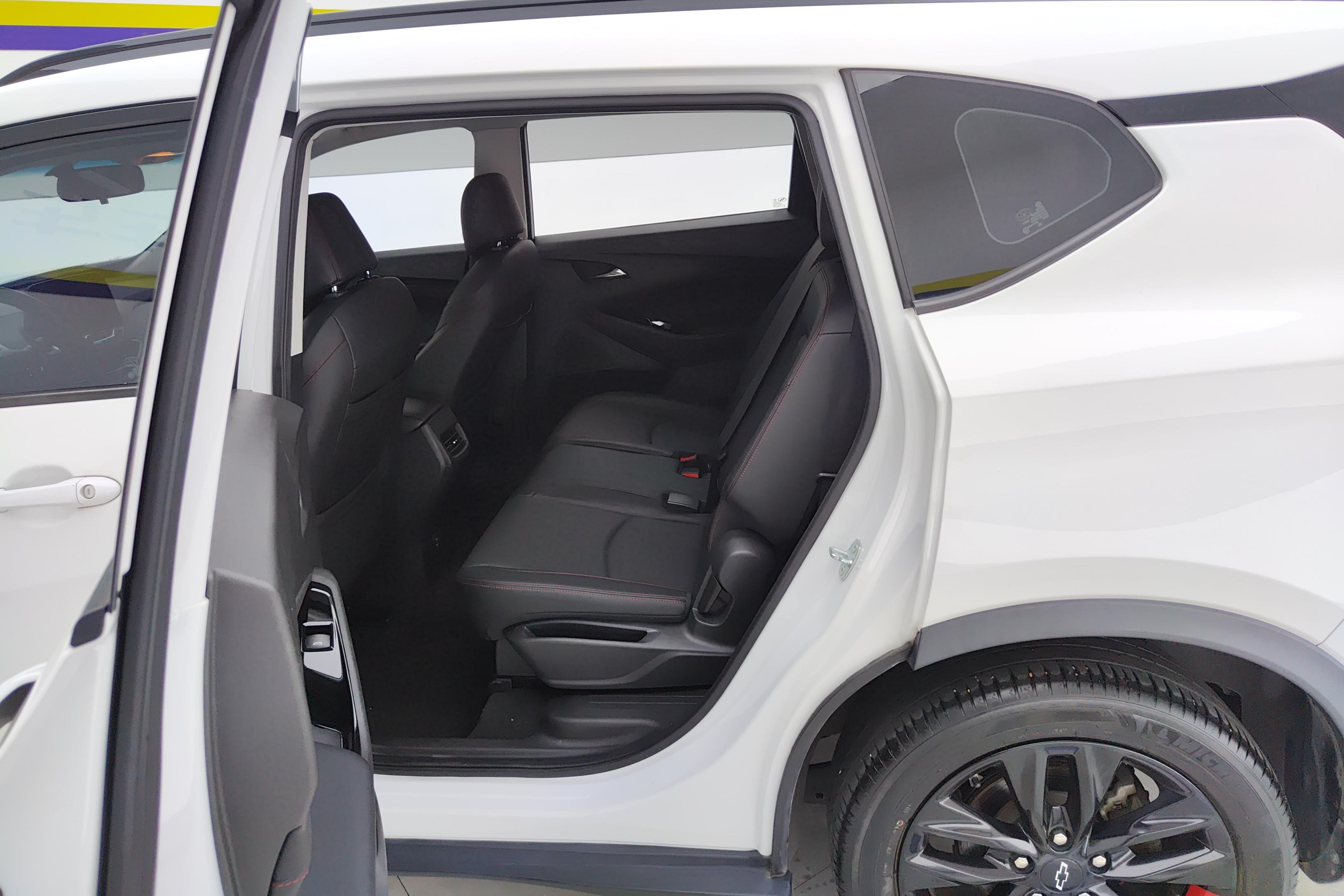 Chevrolet Orlando 2021 car image #14