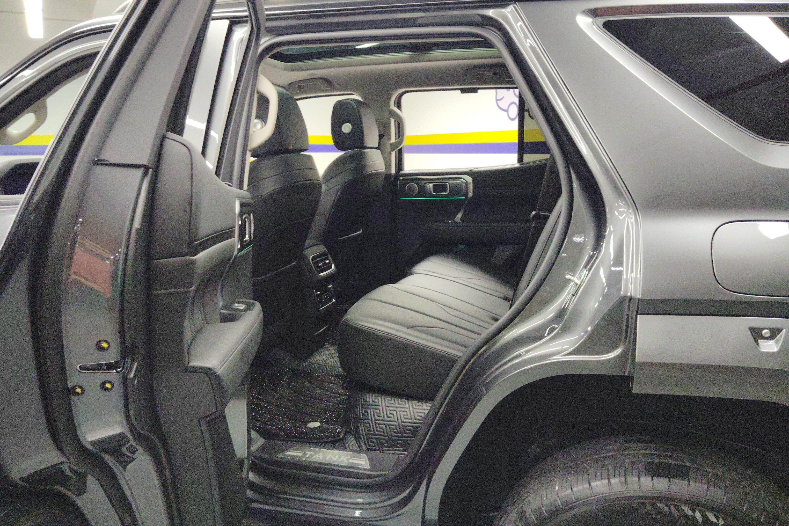 Tank 400 2023 car image #14