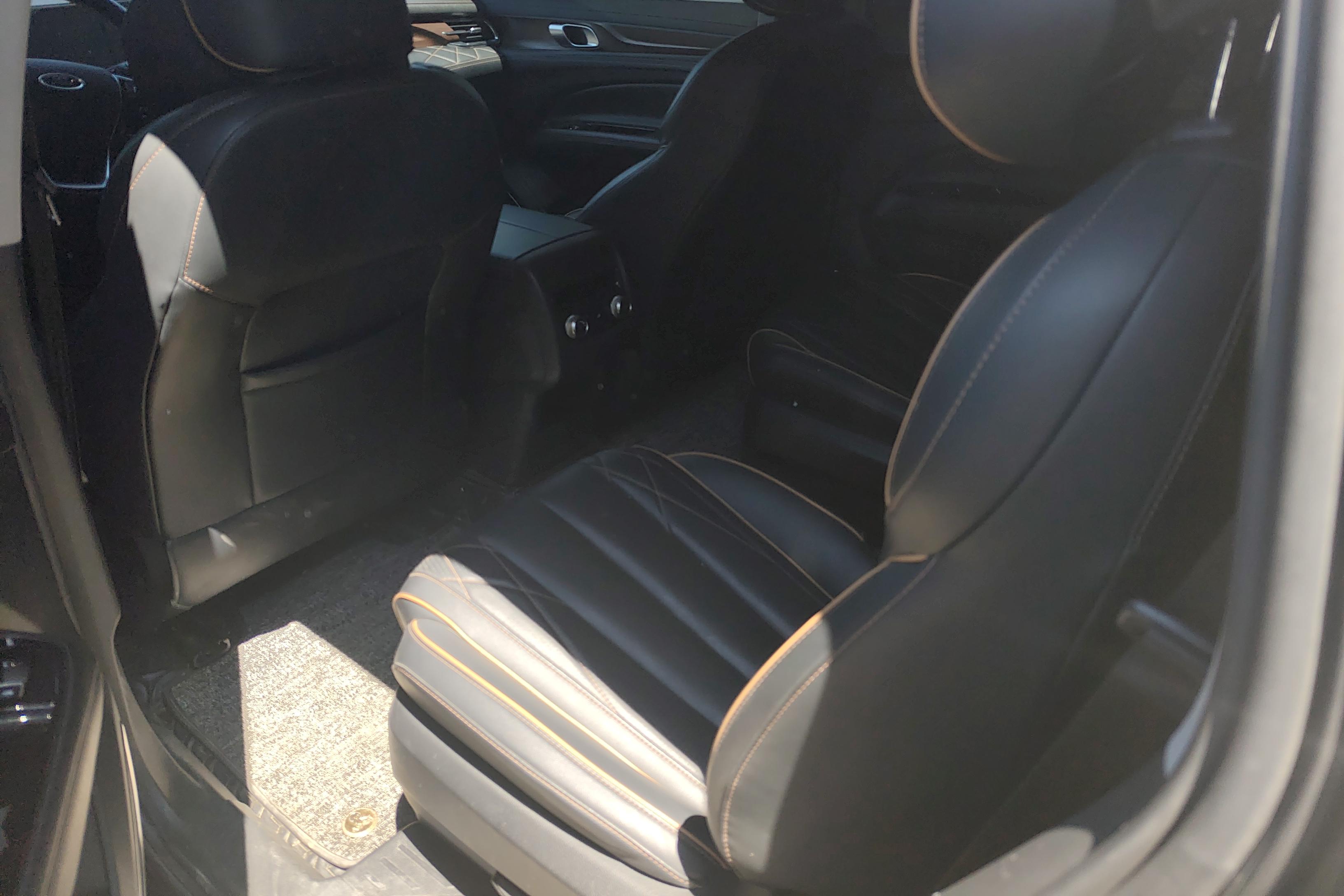 Ford Equator 2021 car image #14