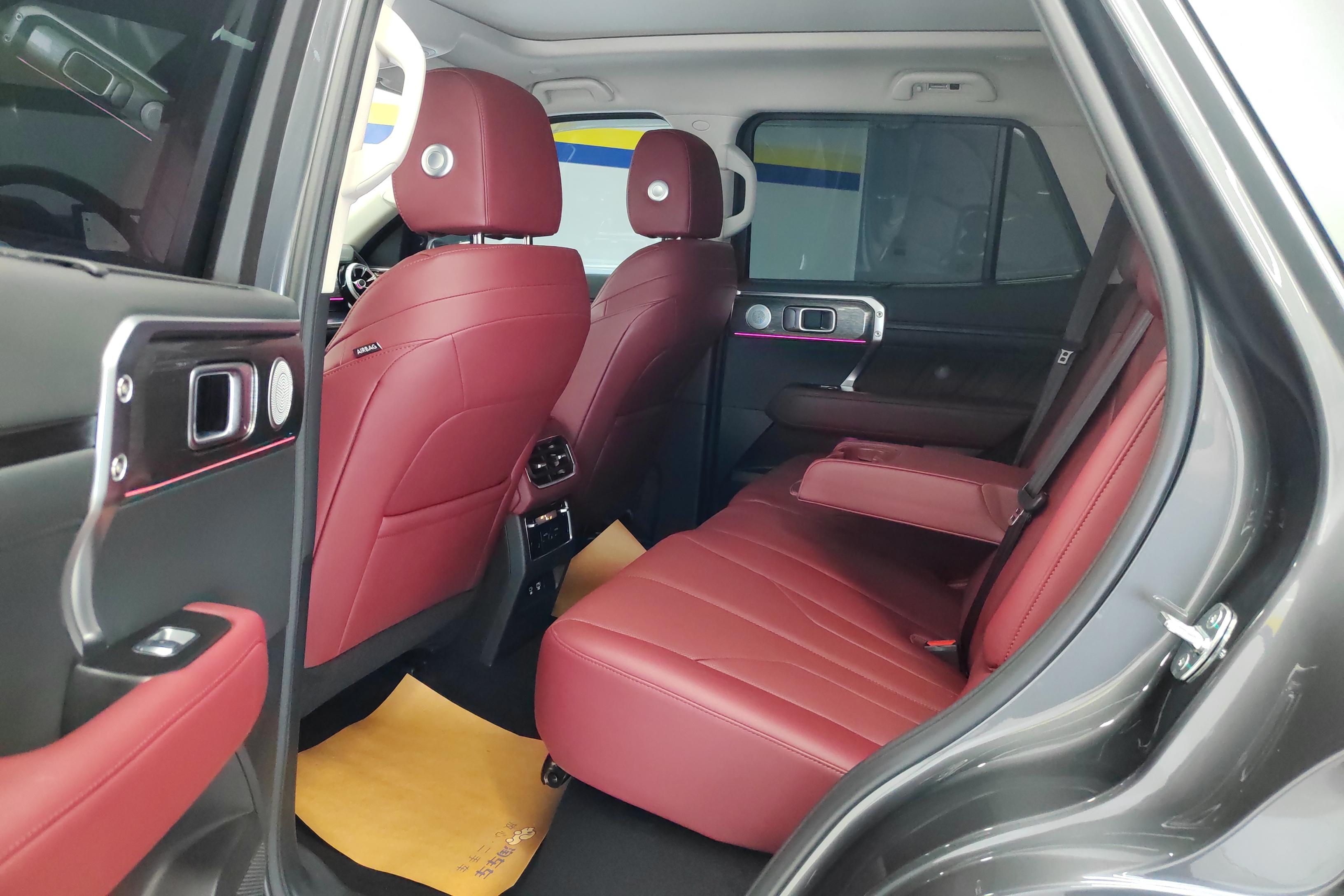 Tank 400 2024 car image #14