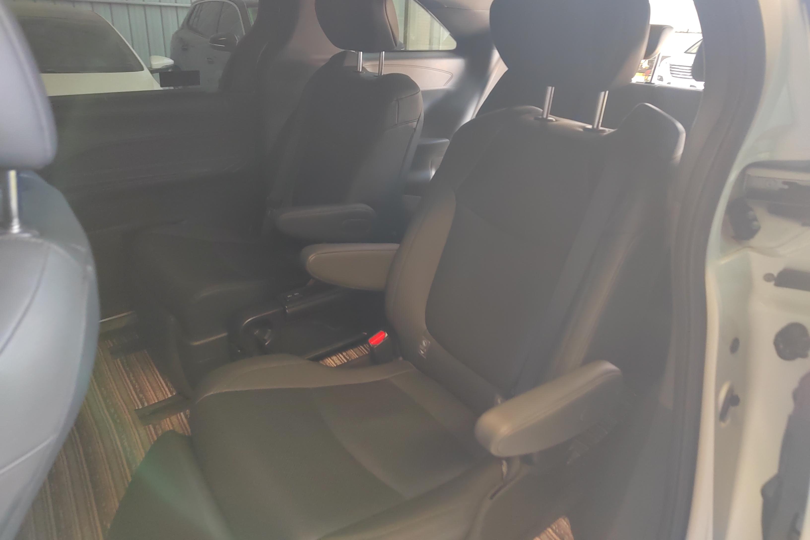 Toyota Granvia 2023 #14 Toyota Granvia 2023 immagine di auto #14