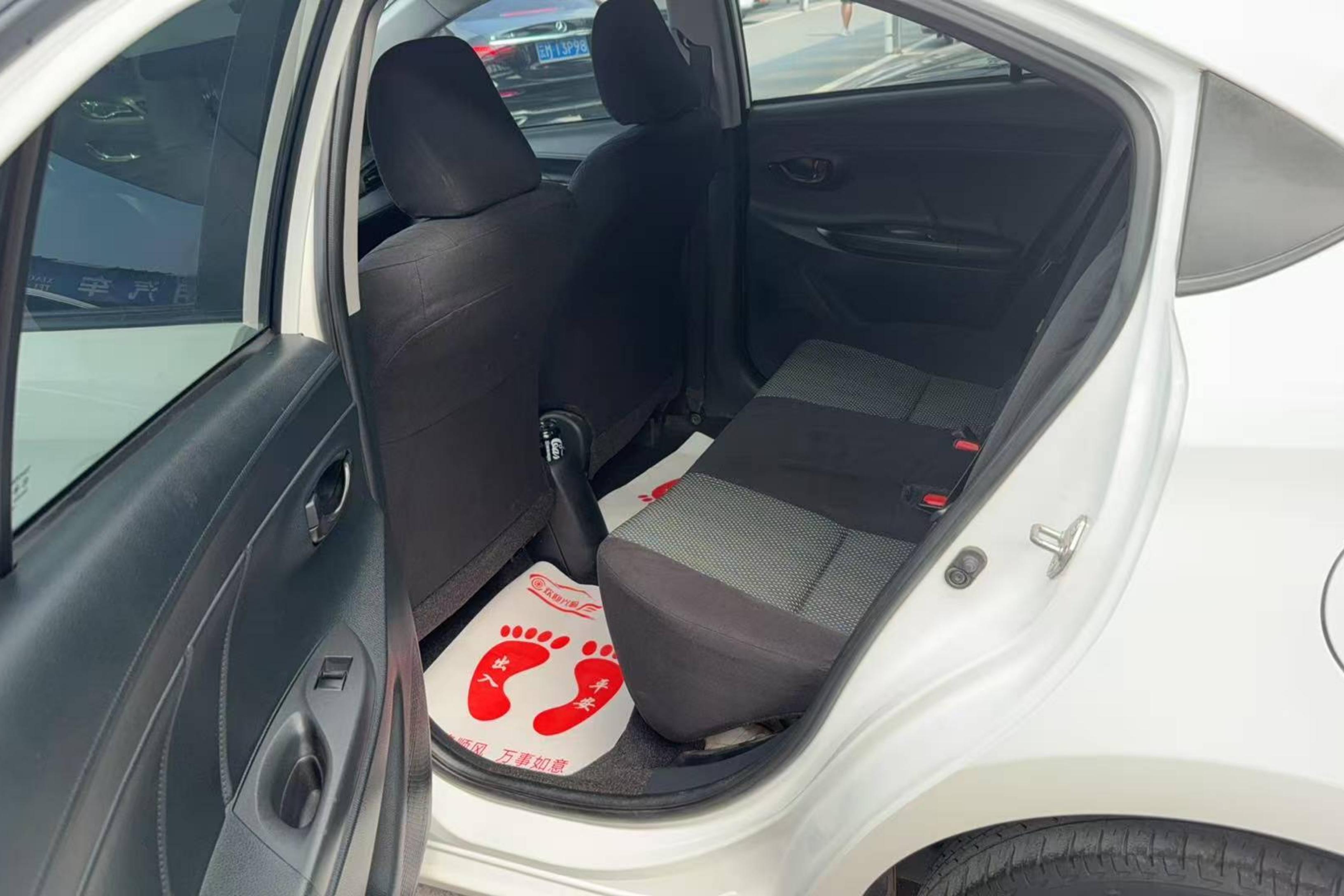 Toyota Vios 2018 car image #14