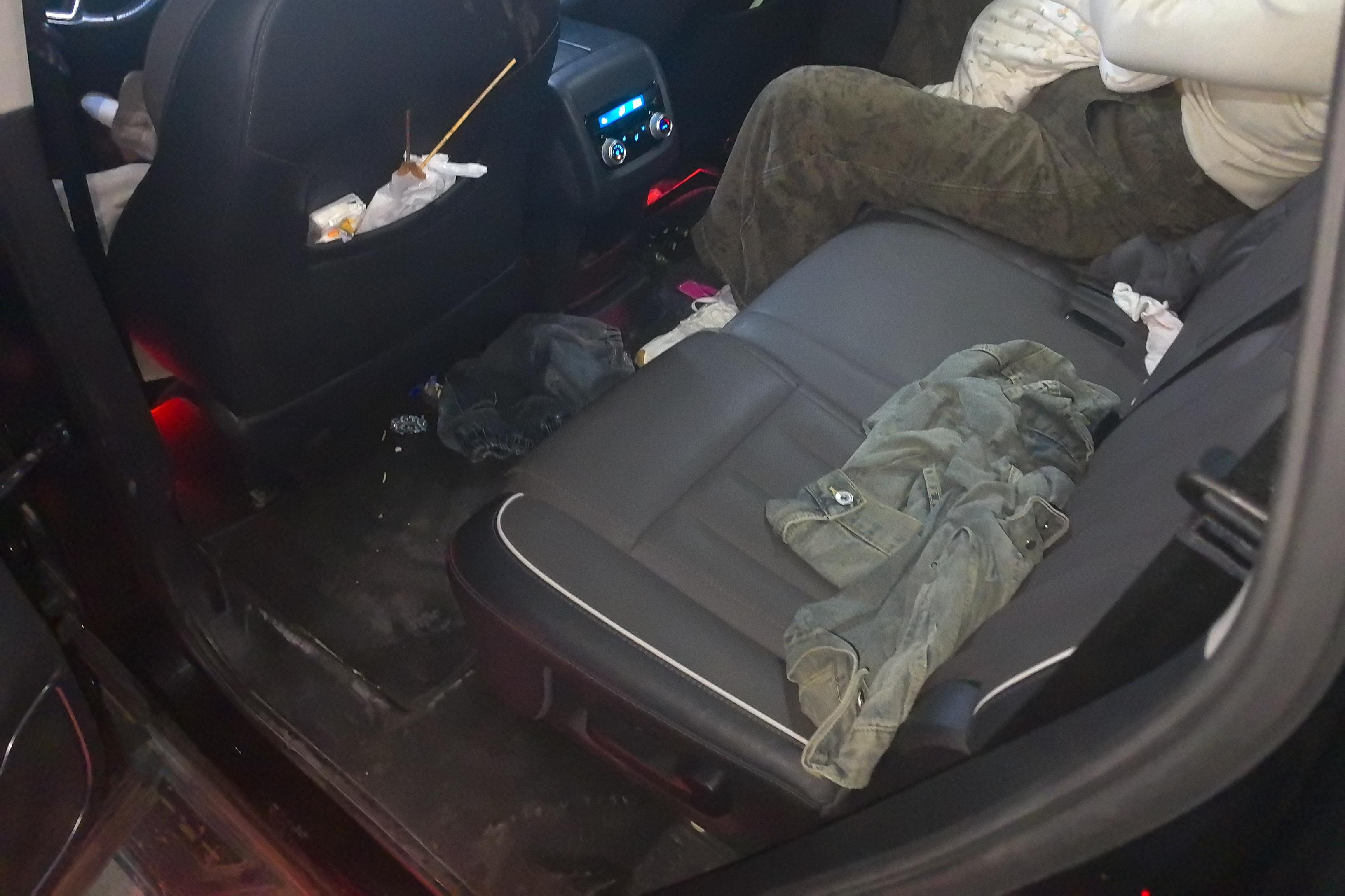 Ford Equator 2023 car image #14