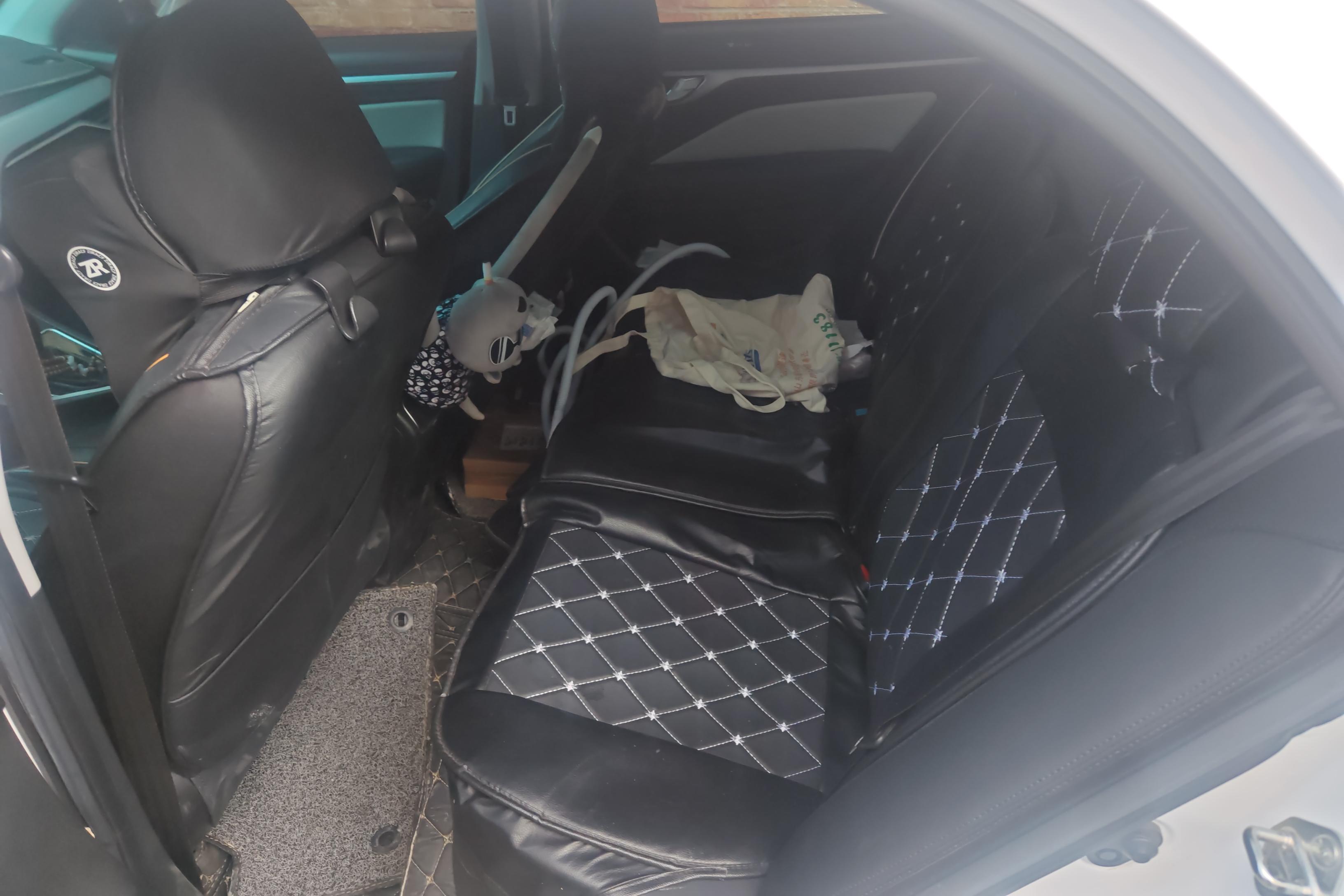 GEELY Vision 2020 car image #14