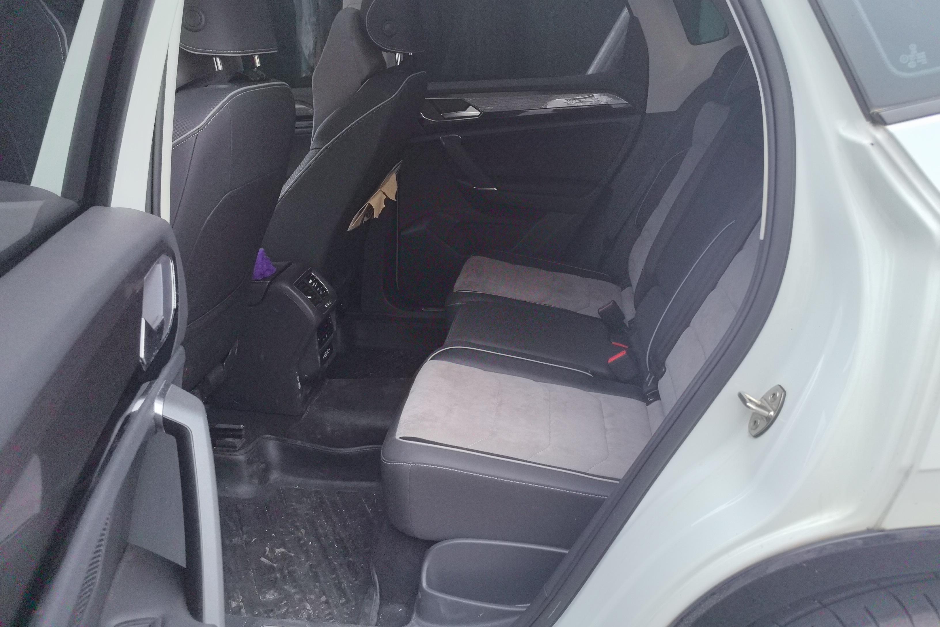 Volkswagen Tayron X 2022 #14 Volkswagen Tayron X 2022 car image #14