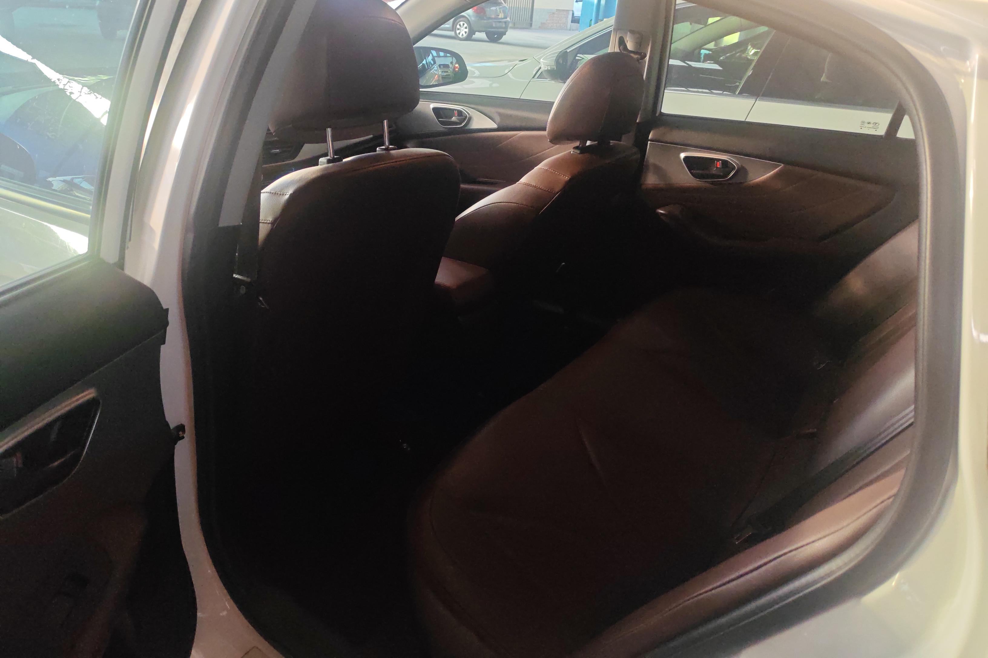 Soueast A5 Wing Dance 2019 #14 Soueast A5 Wing Dance 2019 car image #14