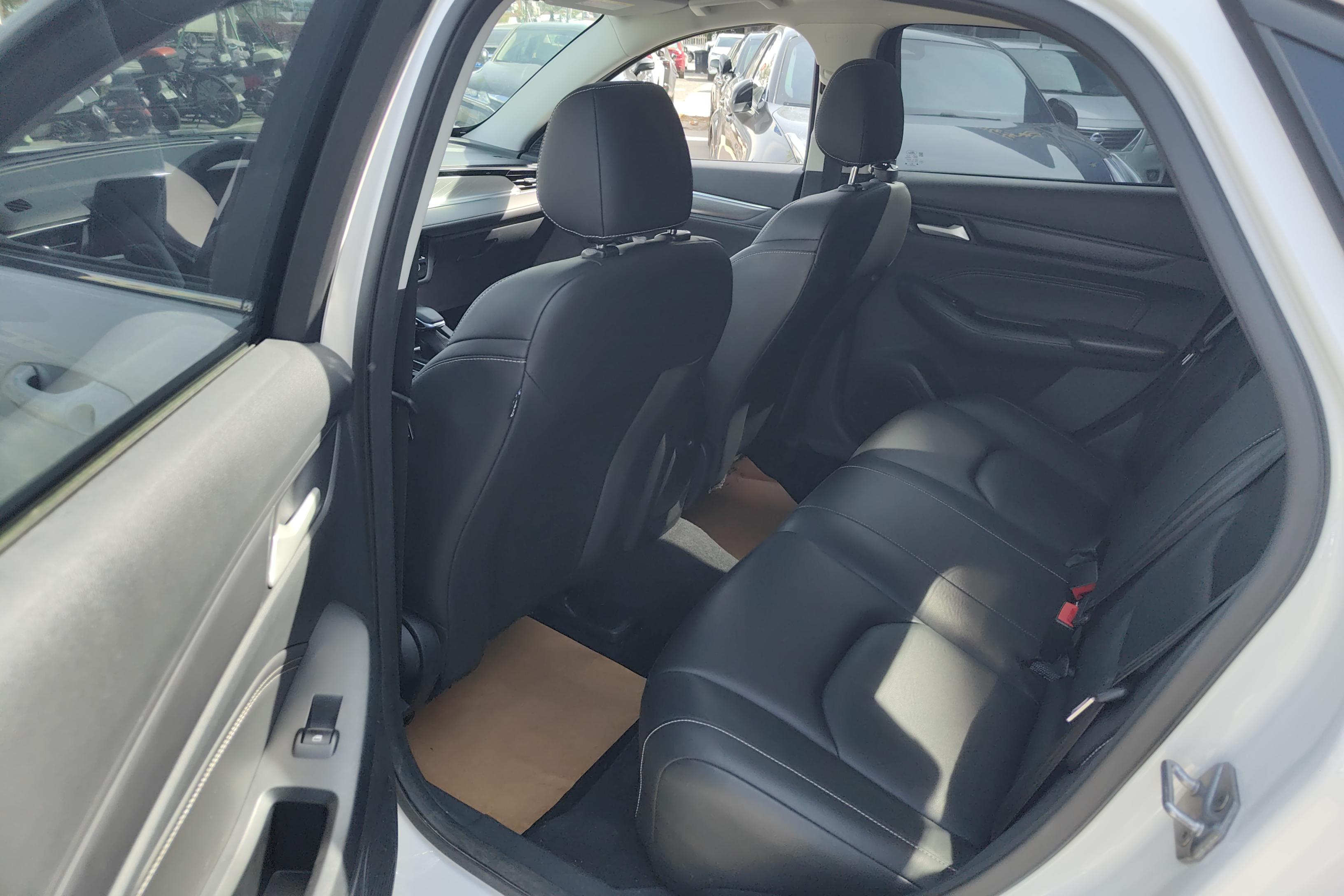 Ford Escort 2022 car image #14