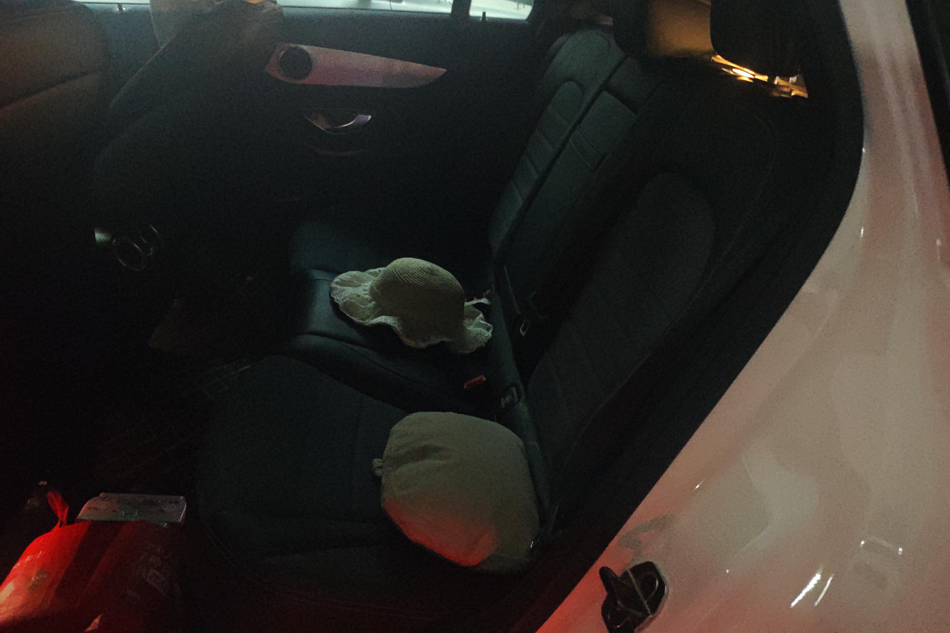 Mercedes-Benz EQC Class 2020 #14 Mercedes-Benz EQC Class 2020 car image #14