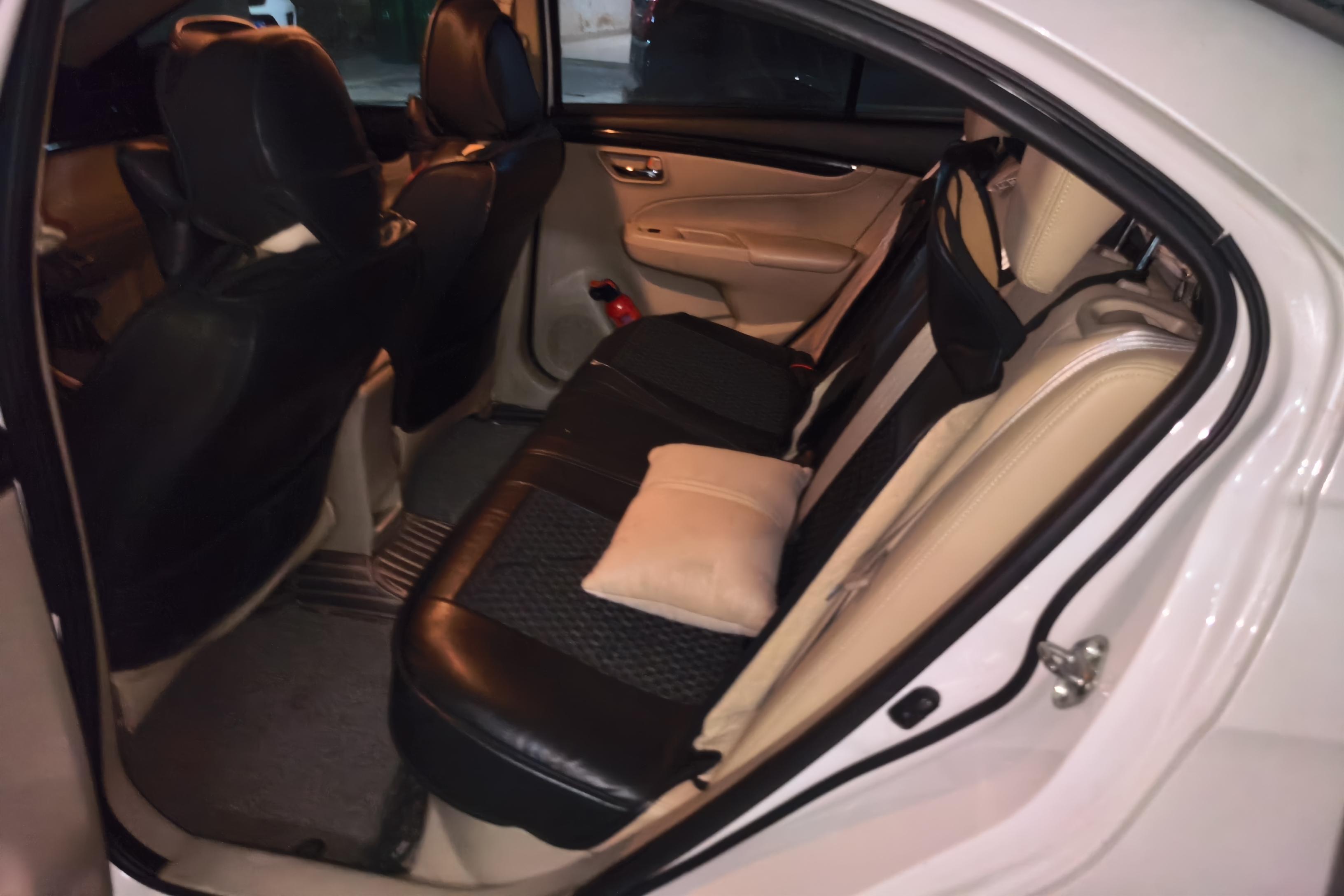 Suzuki Ciaz 2017 immagine di auto #14