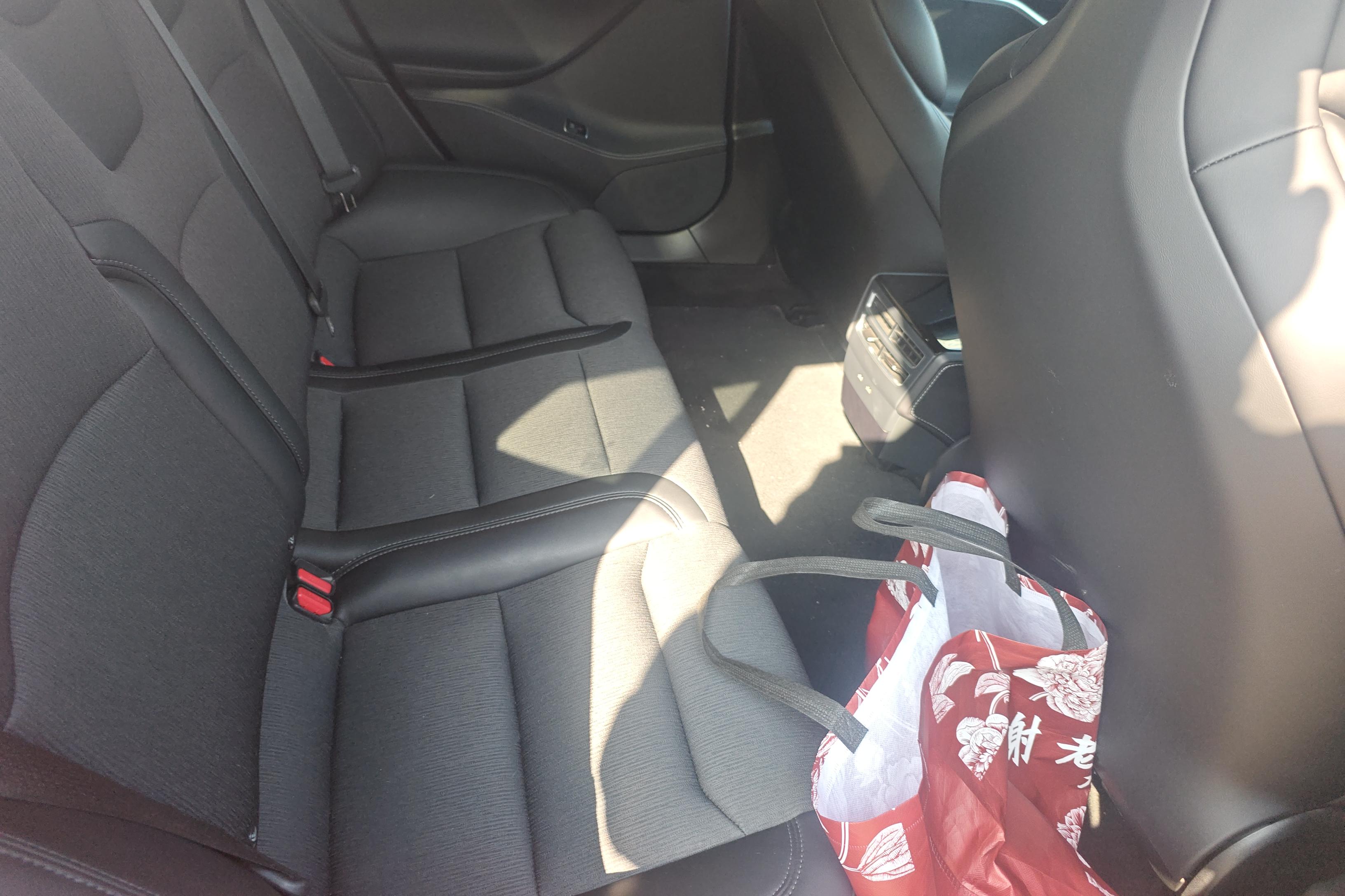 特斯拉 Model S 2018 汽车图片 #14