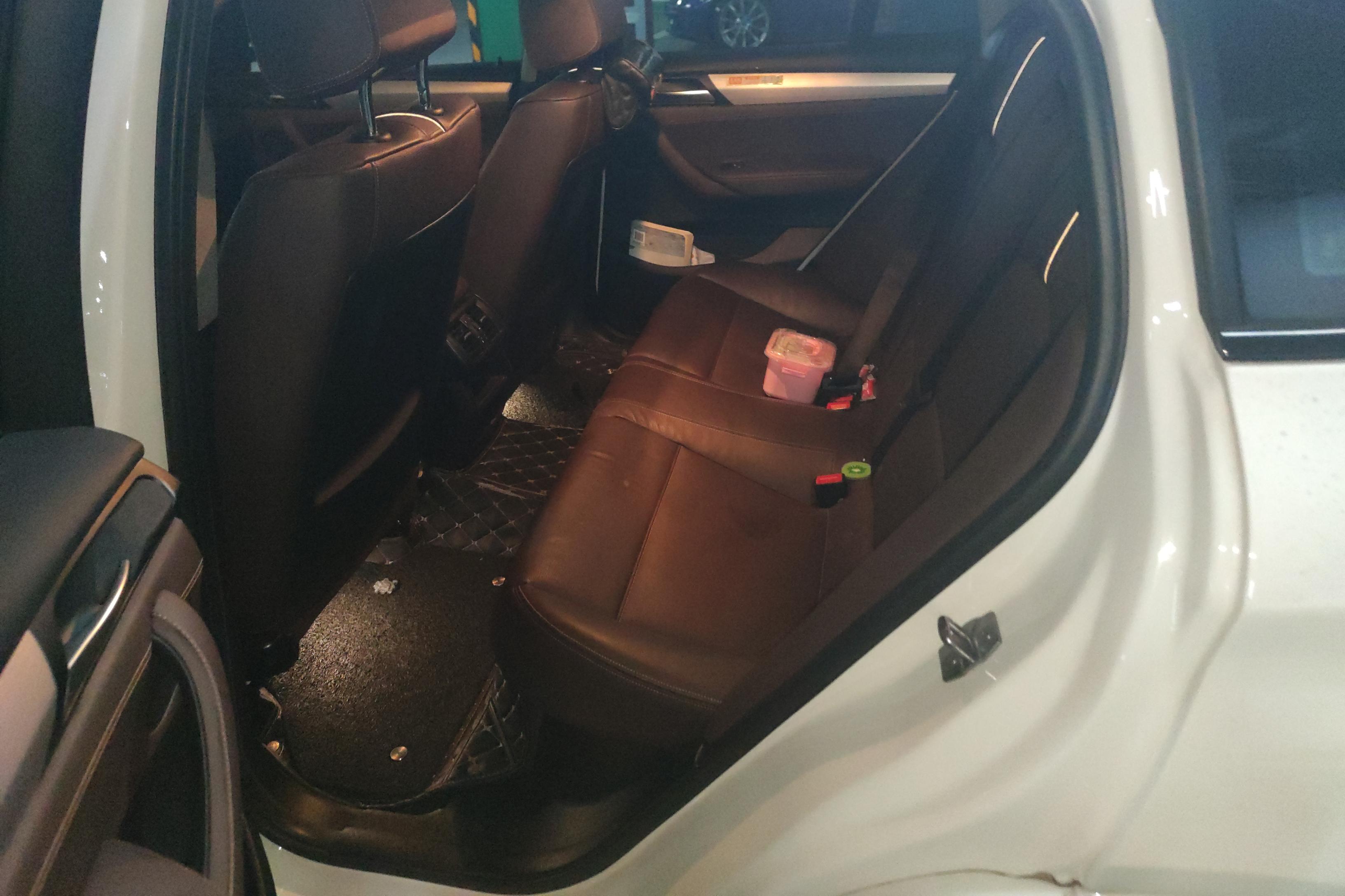 BMW X4 M40i 2018 car image #14