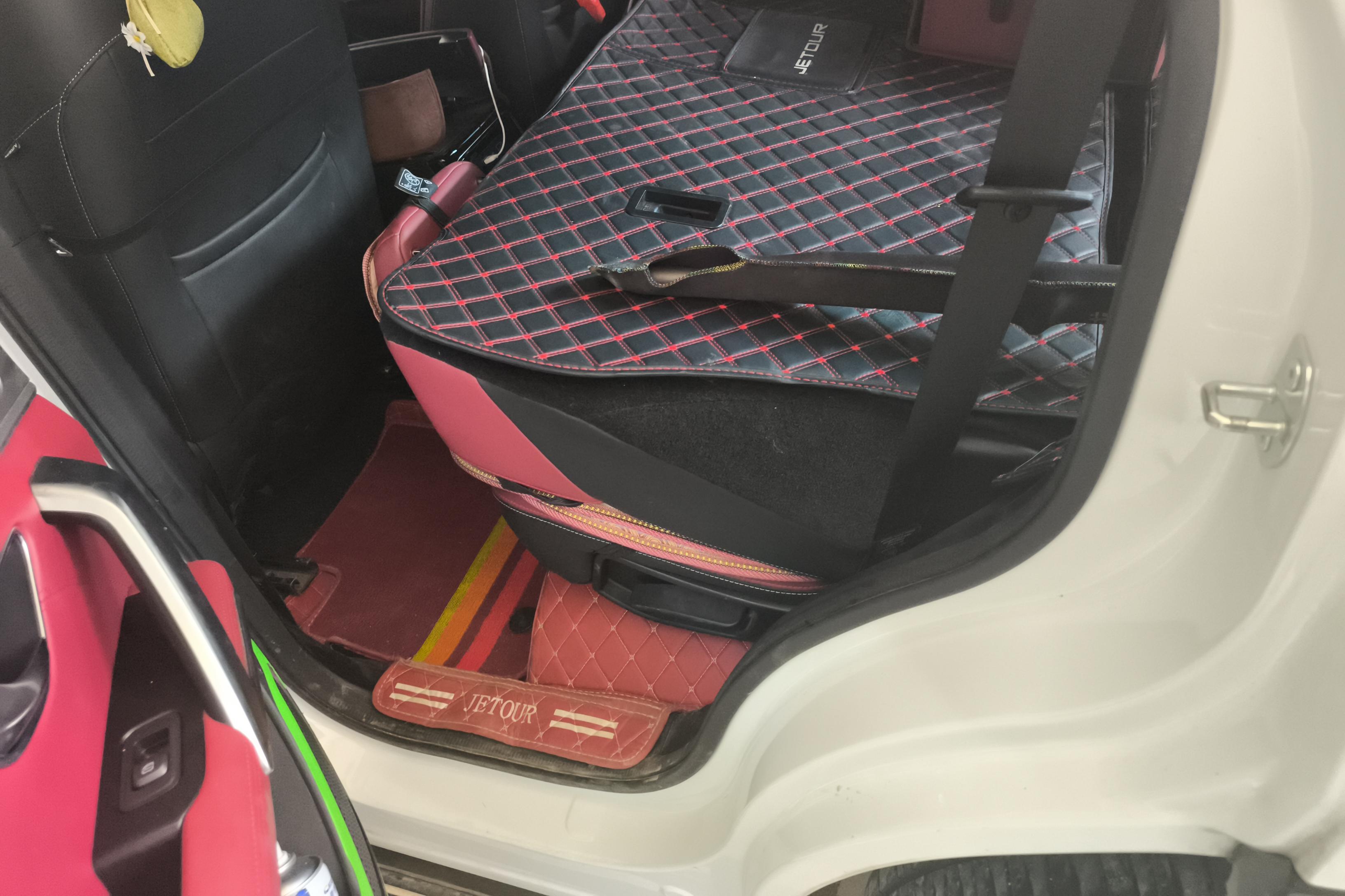 Jetour X70 PRO 2022 immagine di auto #14