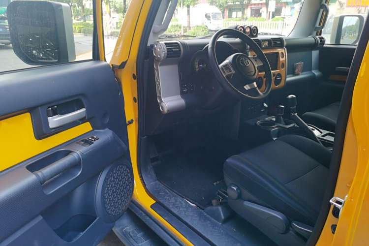 Toyota FJ Cruiser 2019 #14 Toyota FJ Cruiser 2019 صورة سيارة #14